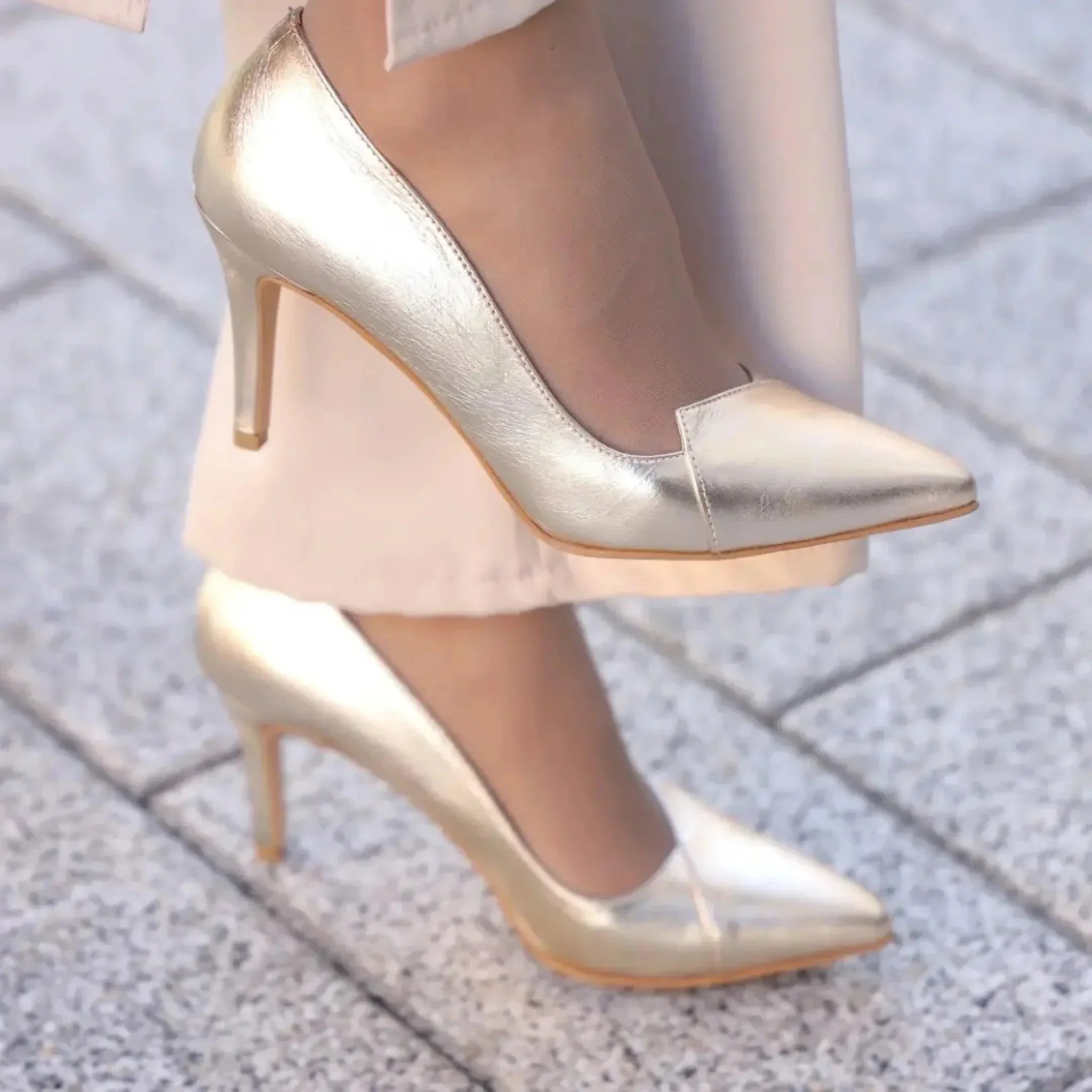 Enriko In - Obuća Monah