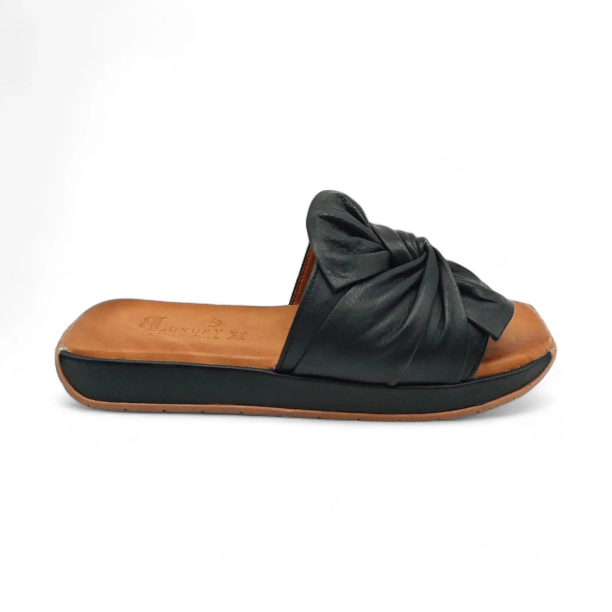 Ballerins 102 crna pogled desno