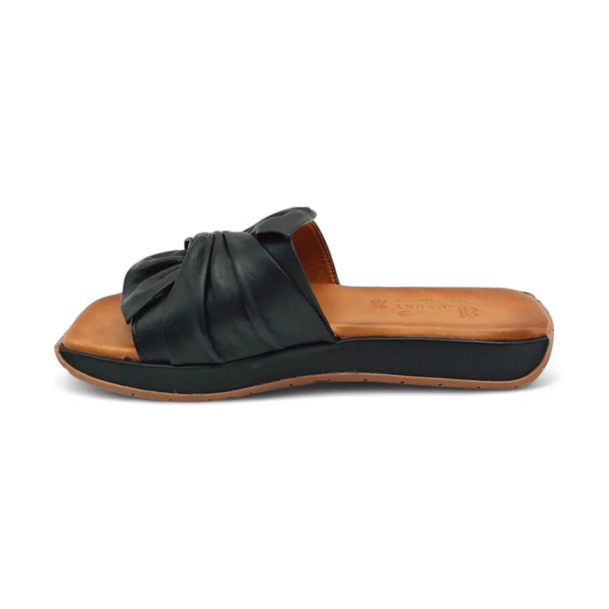 Ballerins 102 crna pogled levo