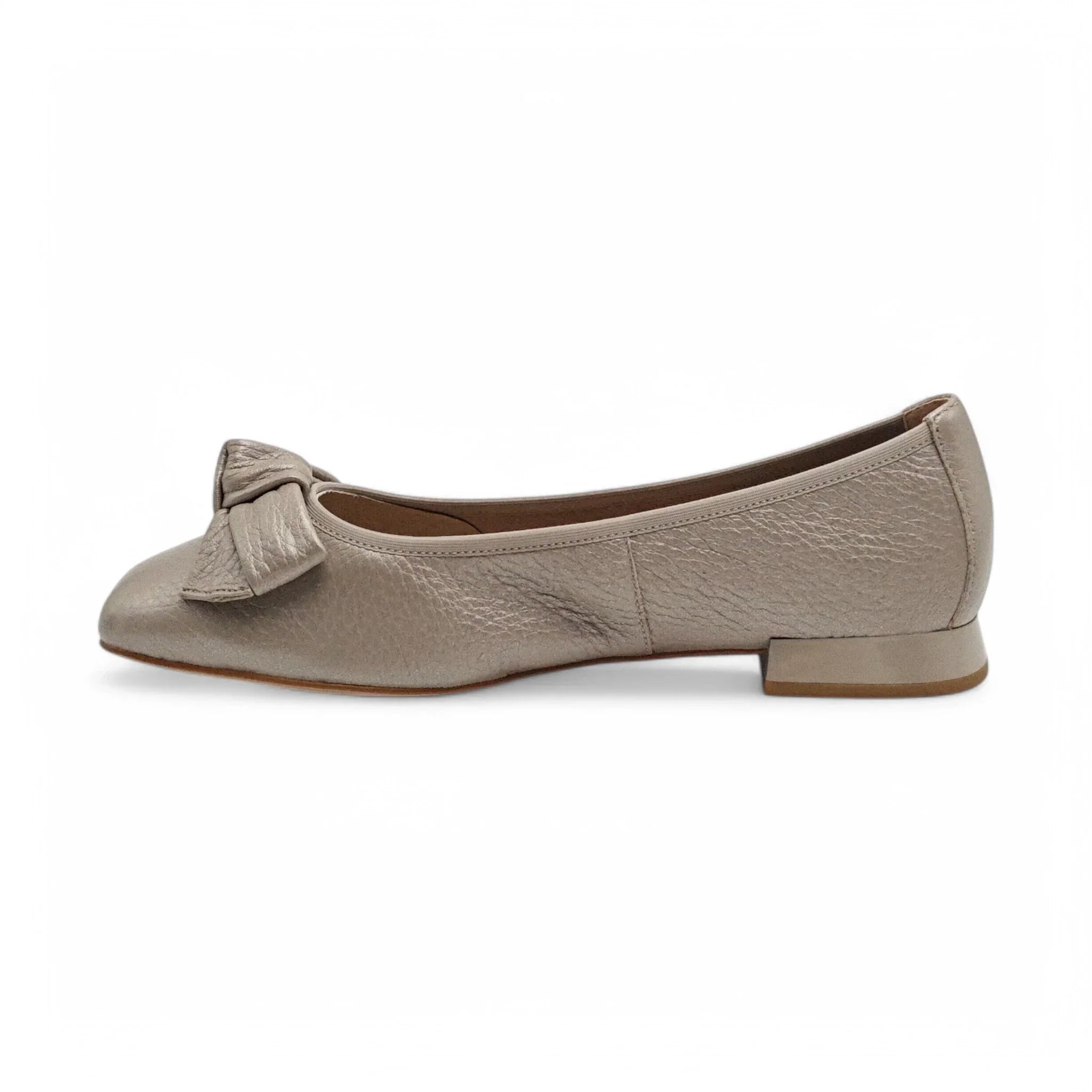 Caprice 22105 sedef pogled levo