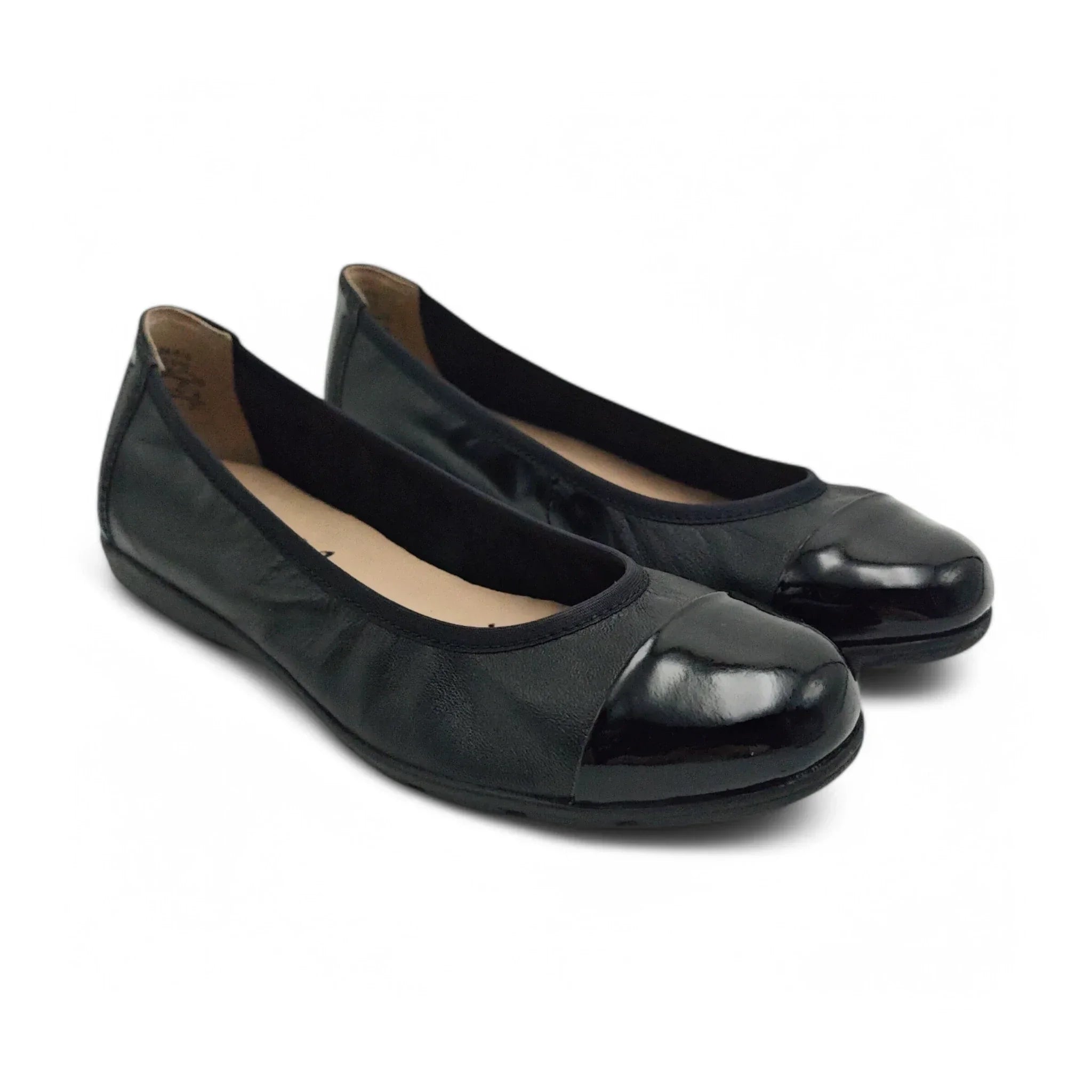 Caprice 22152 crna pogled spreda