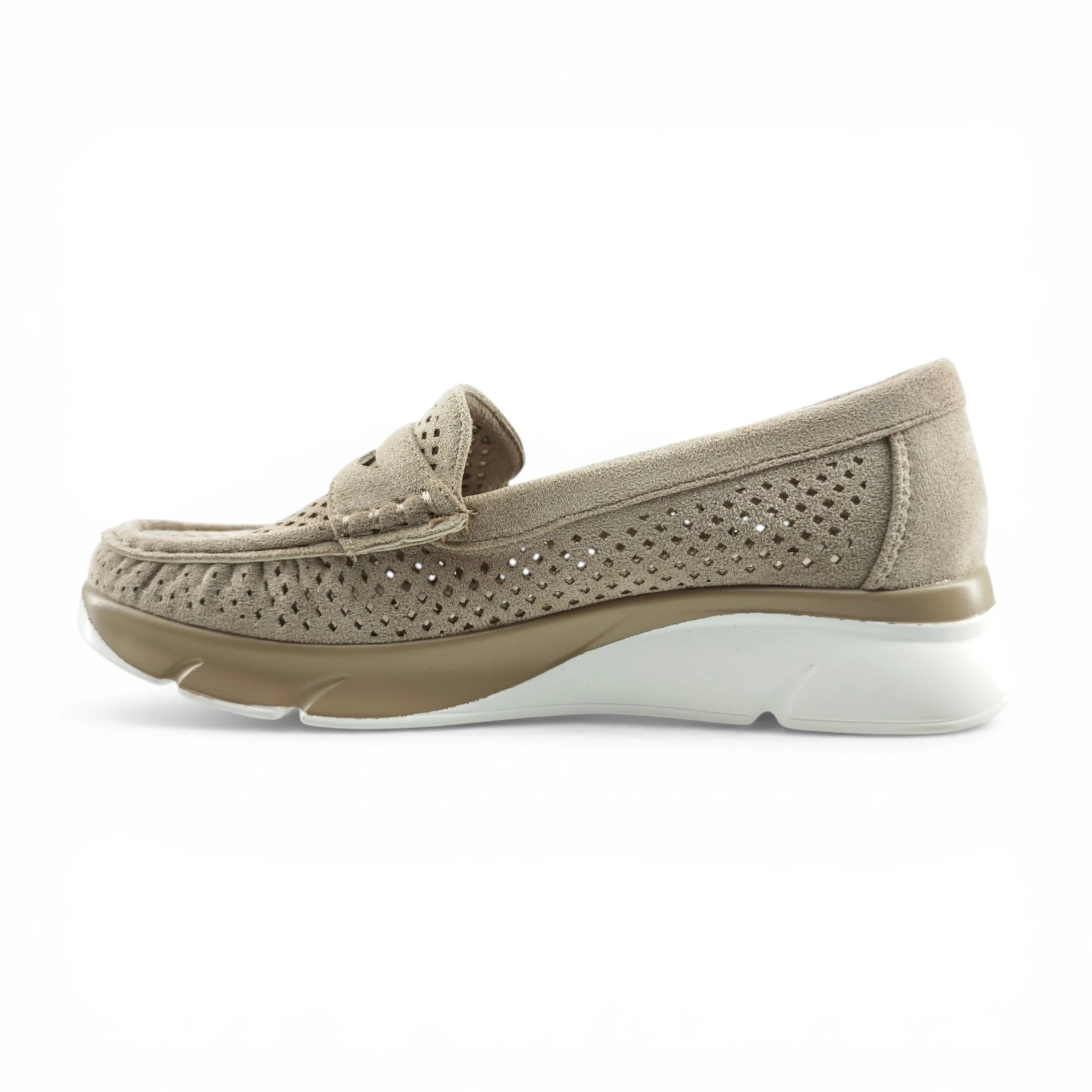 Emelie Strandberg 362 taupe pogled levo