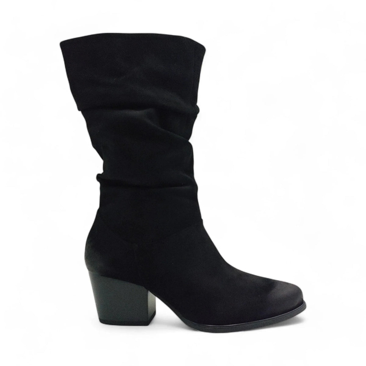 Emelie Strandberg 3711 crna pogled desno
