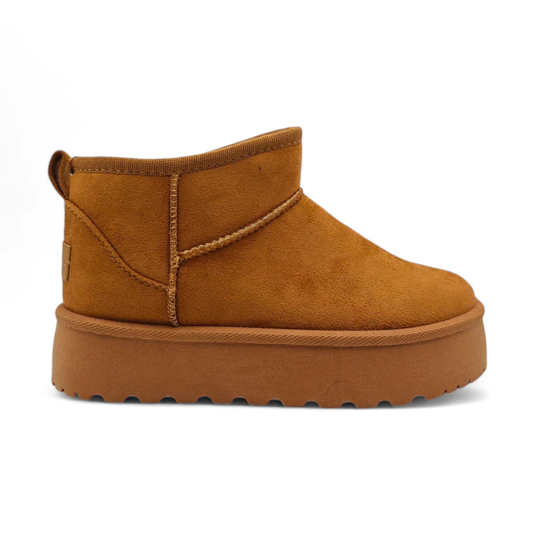 Emelie Strandberg UGG šunjalice ravne gležnjače na navlačenje 10 - Obuća Monah
