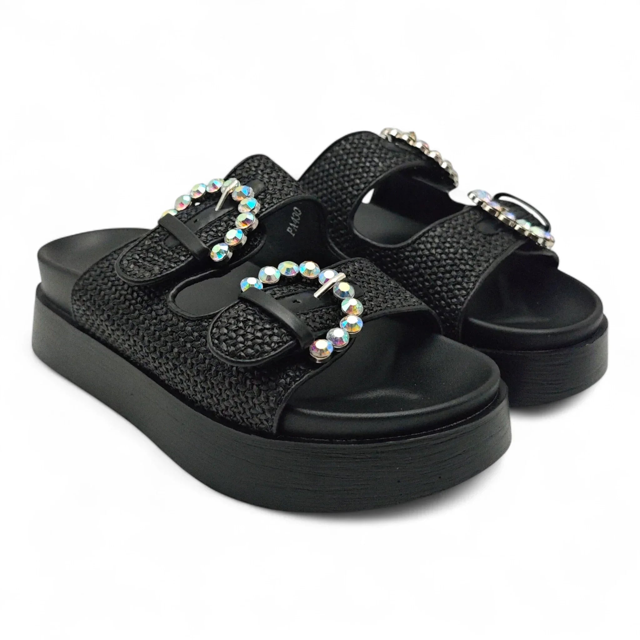Emelie Strandberg 430 crna pogled spreda