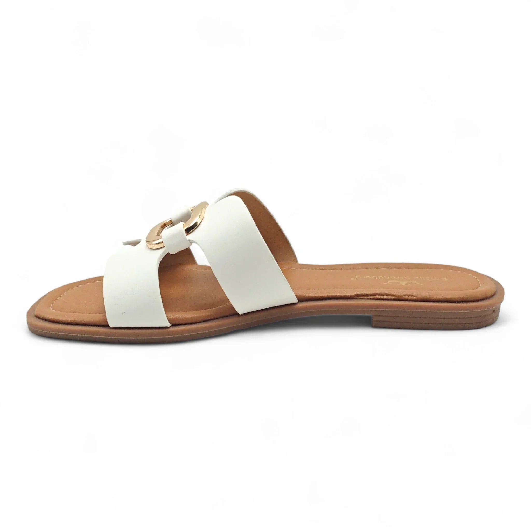 Emelie Strandberg 2586 bela pogled levo