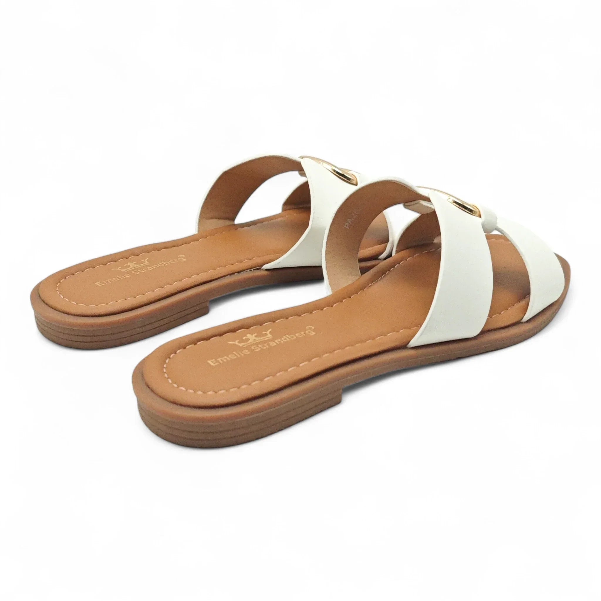 Emelie Strandberg 2586 bela pogled straga