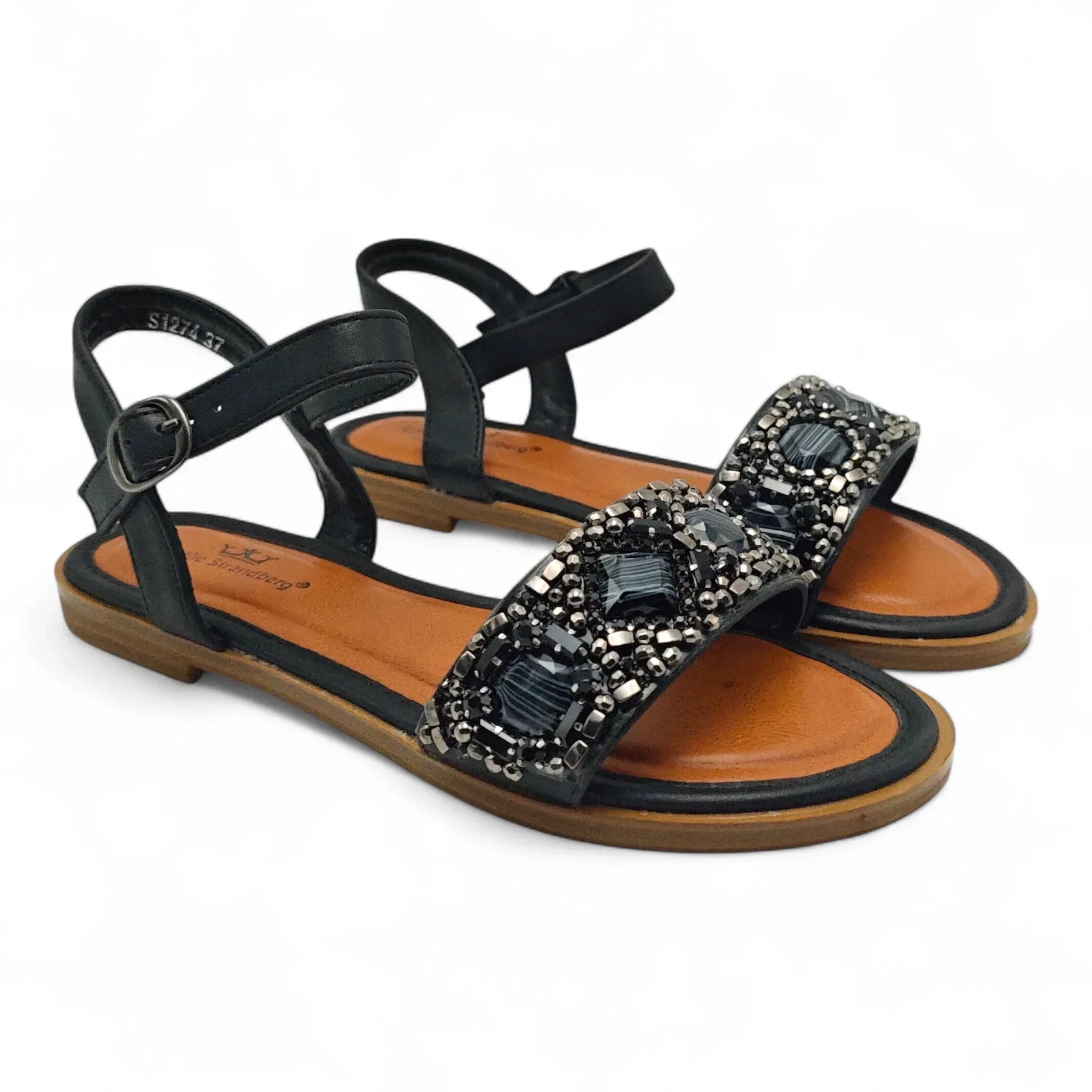 Emelie Strandberg 1274 teget pogled spreda