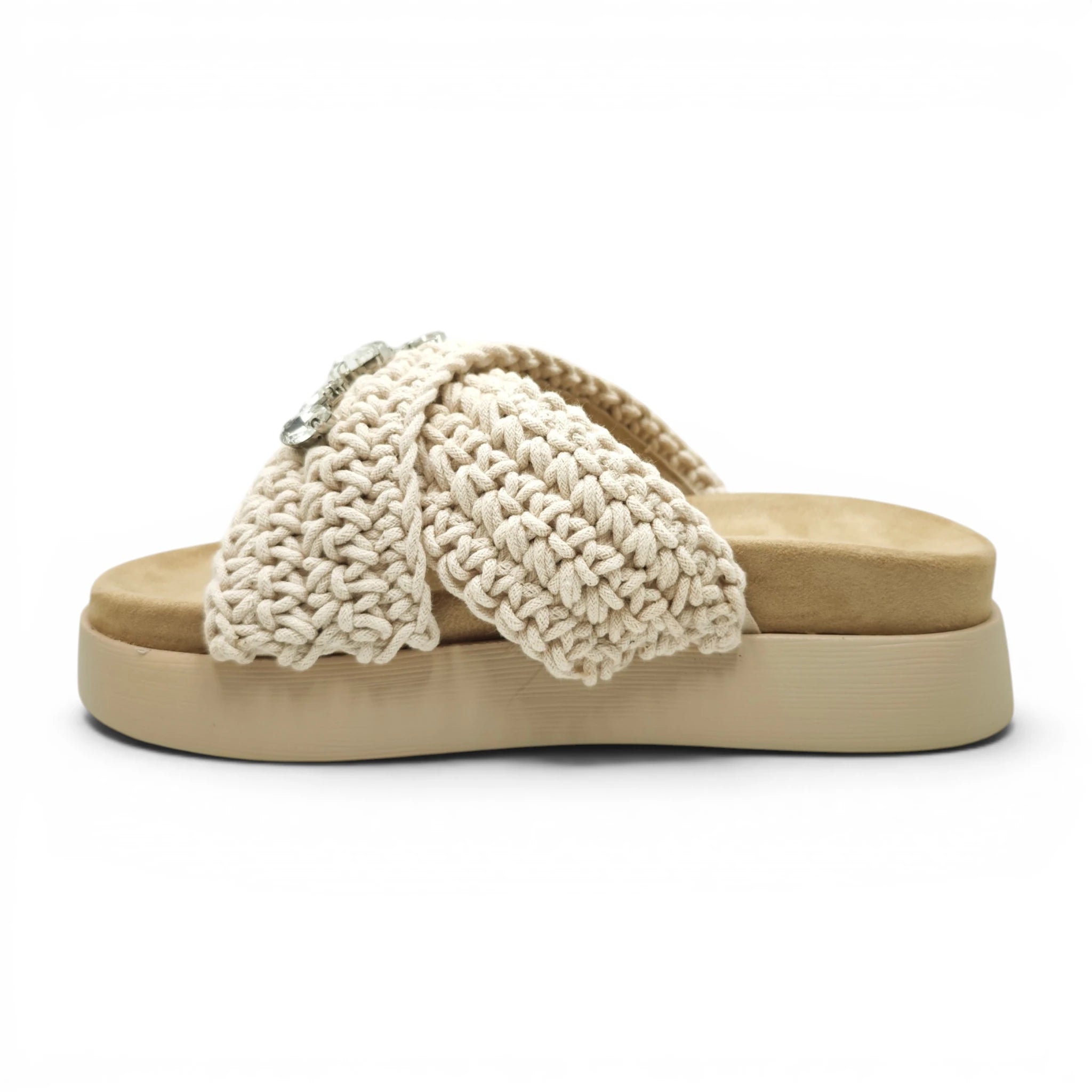 Emelie Strandberg 1268 alabaster pogled levo