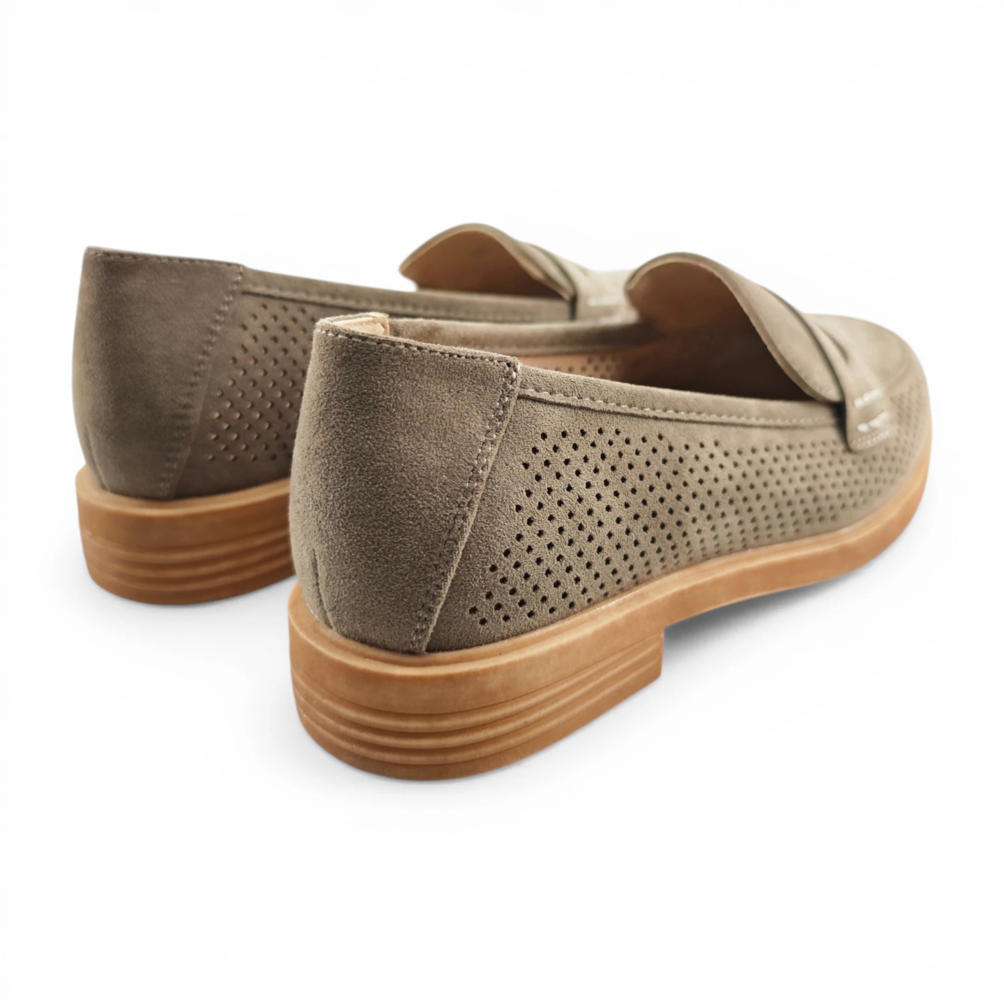 Emelie Strandberg 35 taupe pogled straga