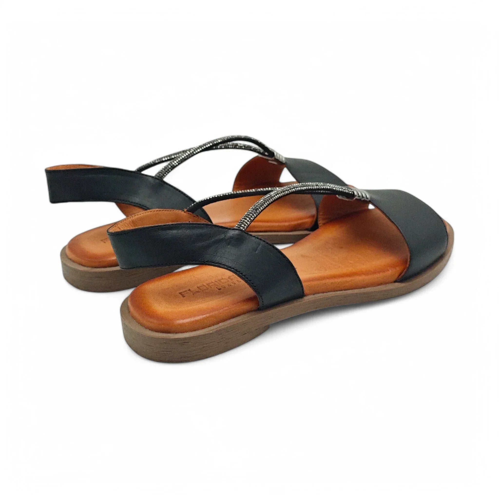 Ballerins 51 crna pogled straga