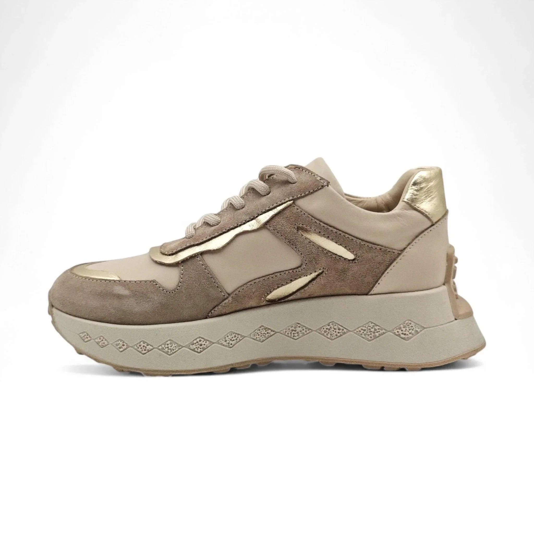 Ilke 4106 maglovito taupe pogled levo