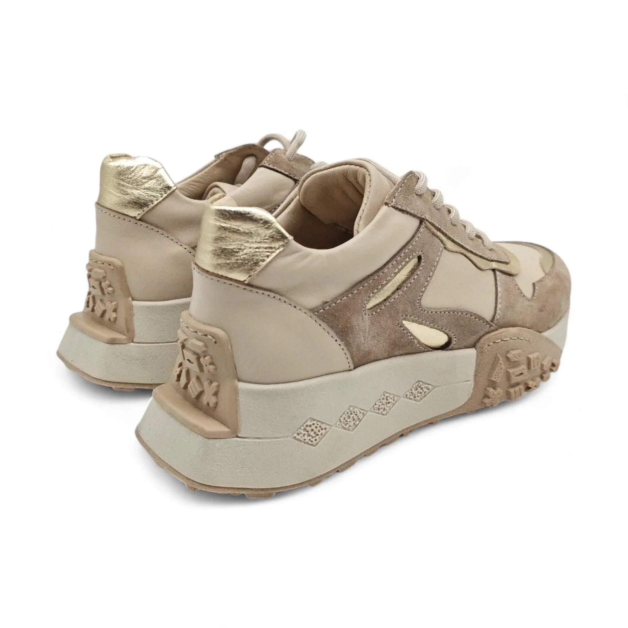 Ilke 4106 maglovito taupe pogled straga