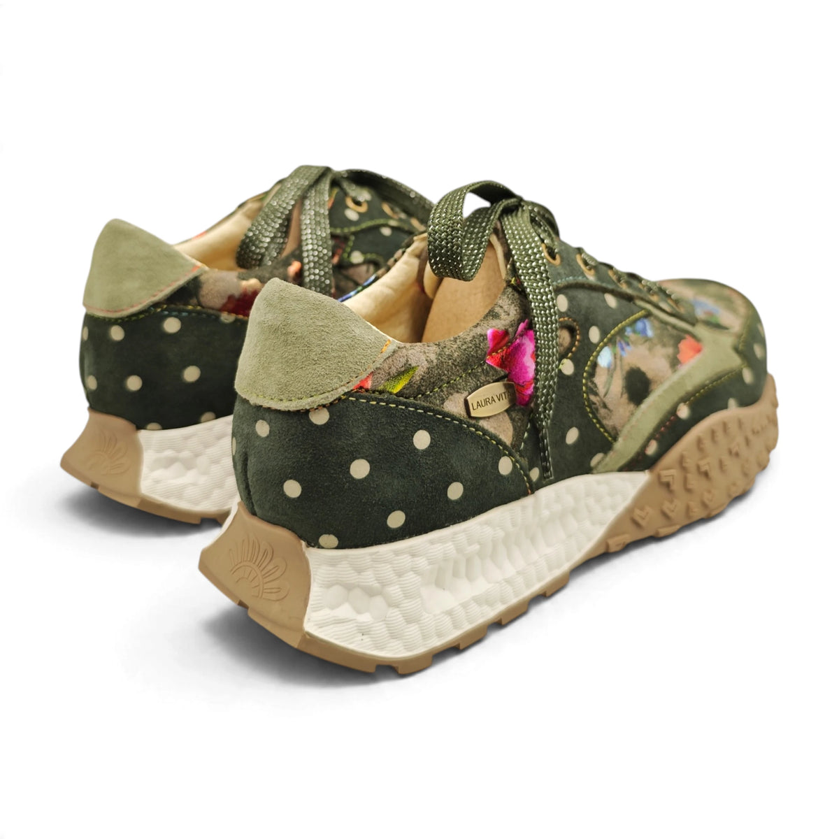 Laura Vita 816126 zelena pogled straga #Boja_zelena