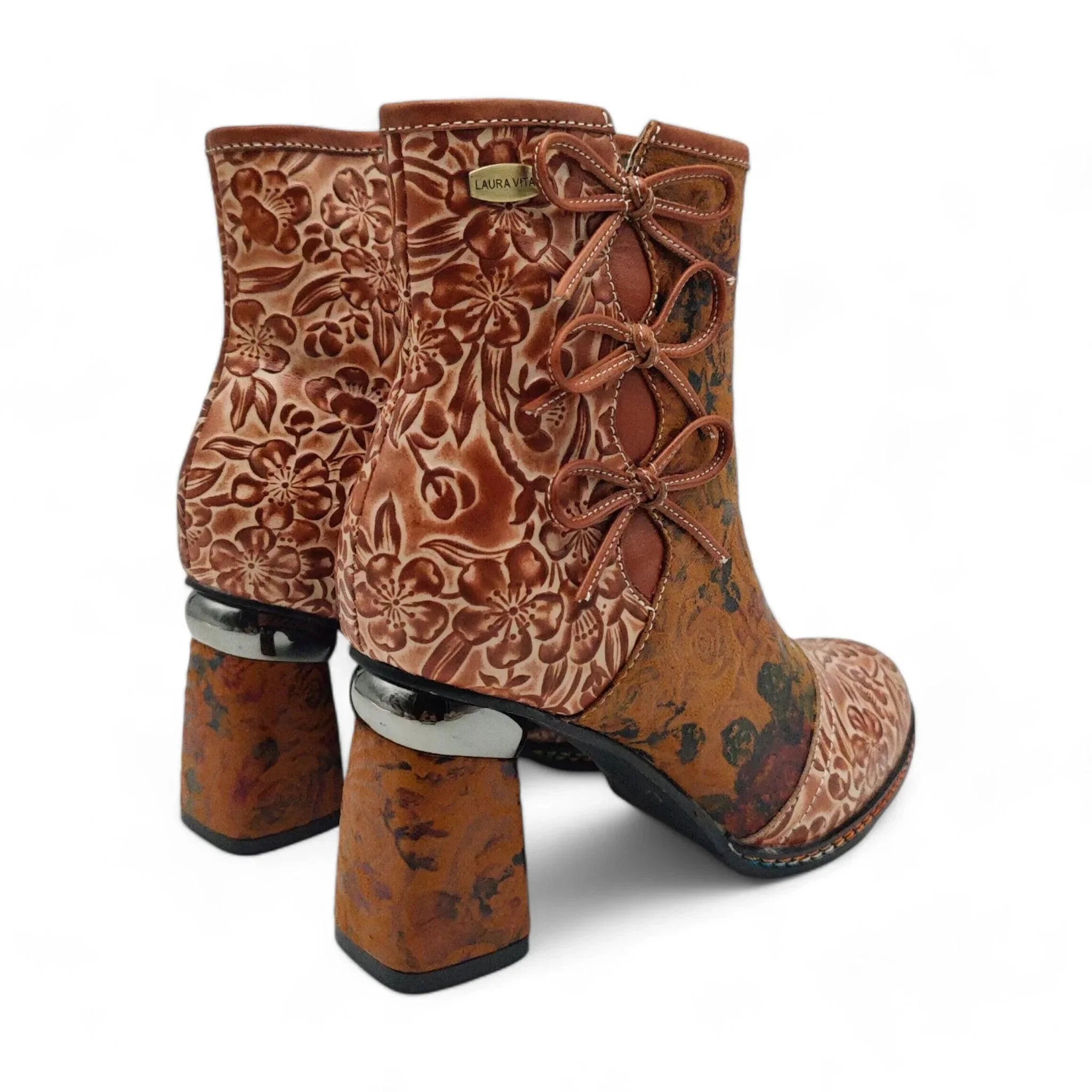 Laura Vita kratke čizme na štiklu sa zip zatvaračem 6300 - Obuća Monah