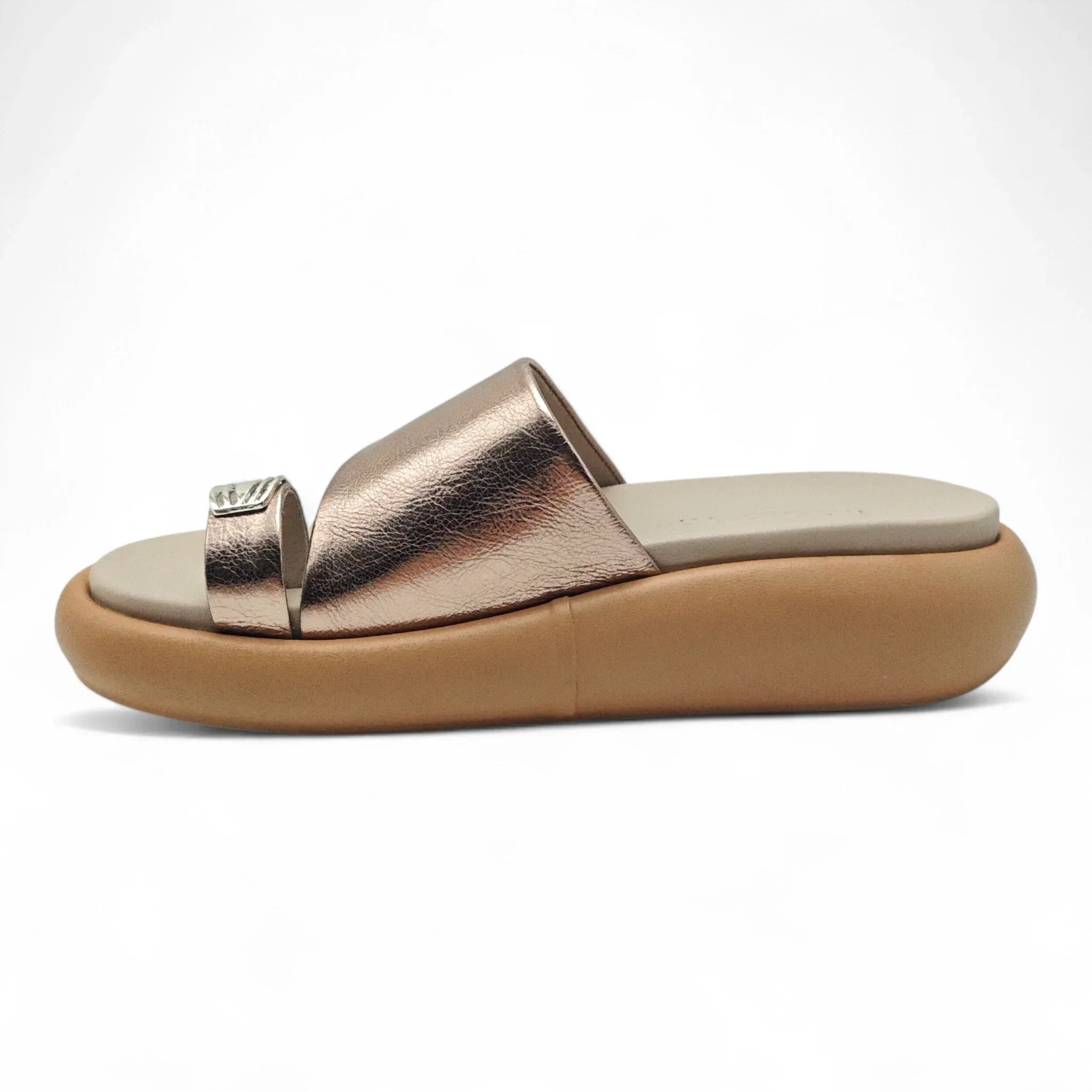 Mario Rossi 9953 bronza pogled levo