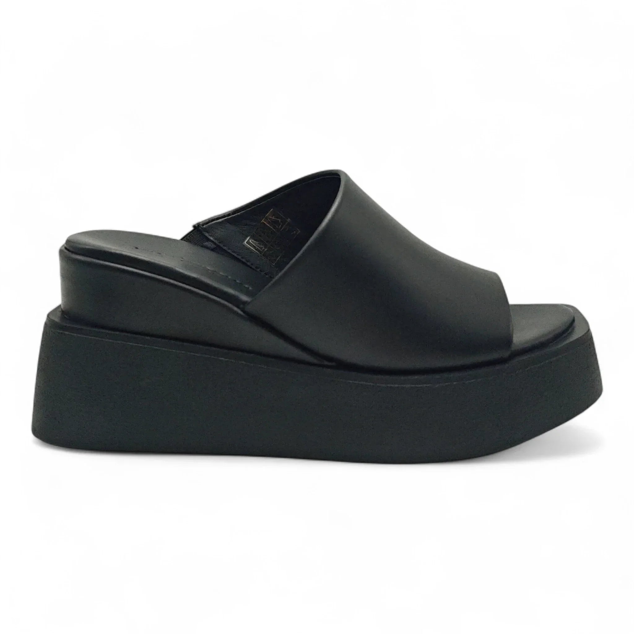 Mario Rossi 9564 crna pogled desno