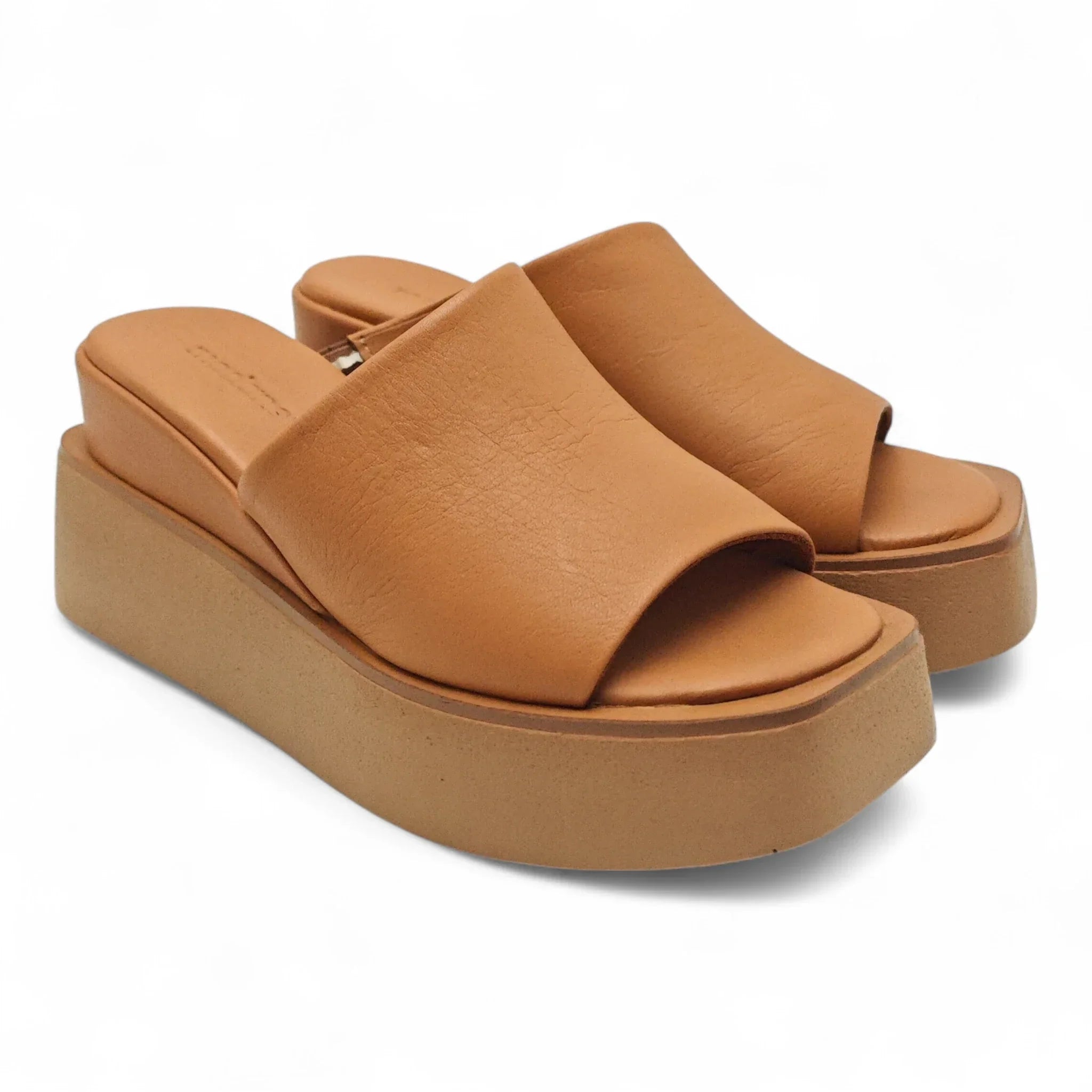 Mario Rossi 9564 smeđa pogled spreda