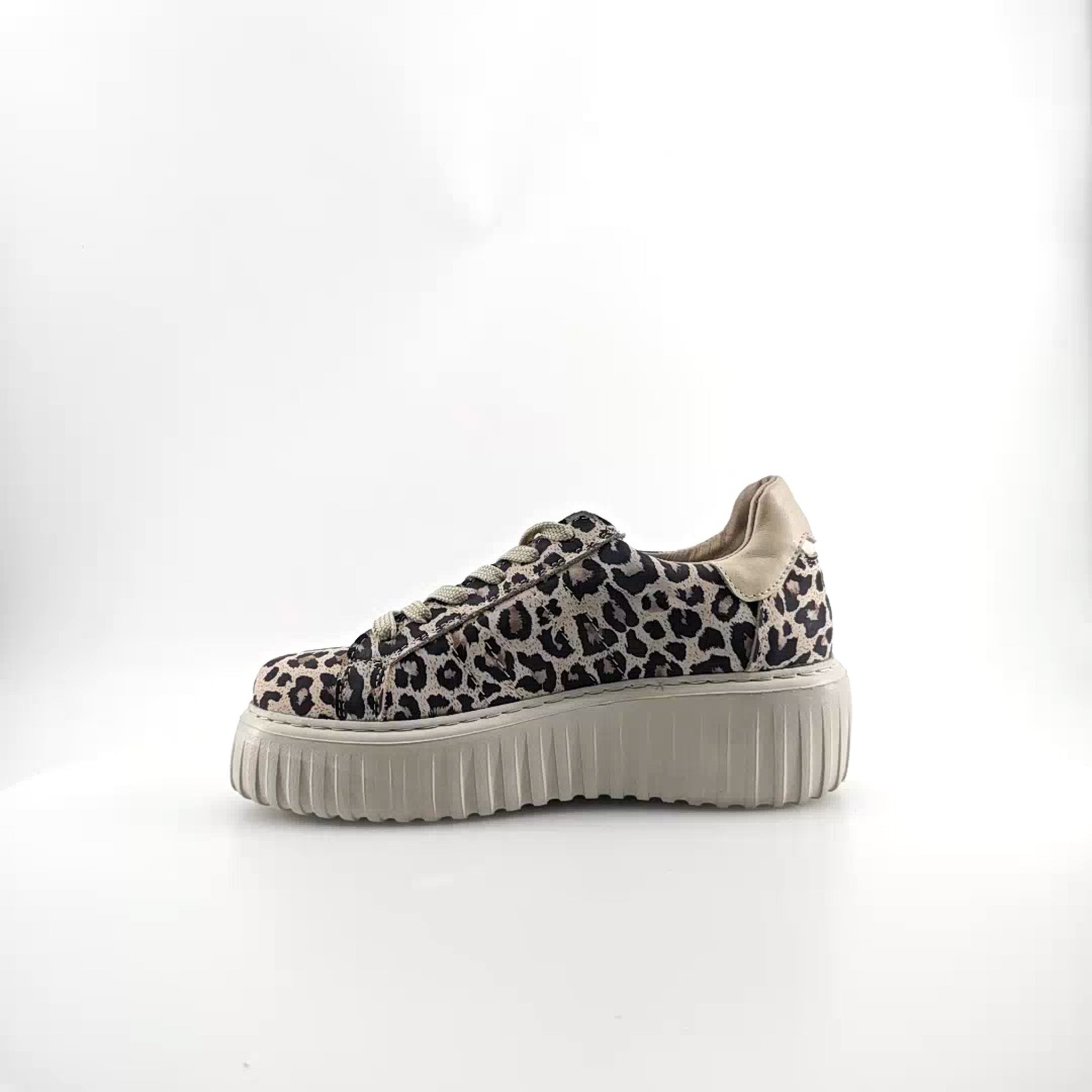 Moda Pelle 15550 smeđi leopard pogled levo