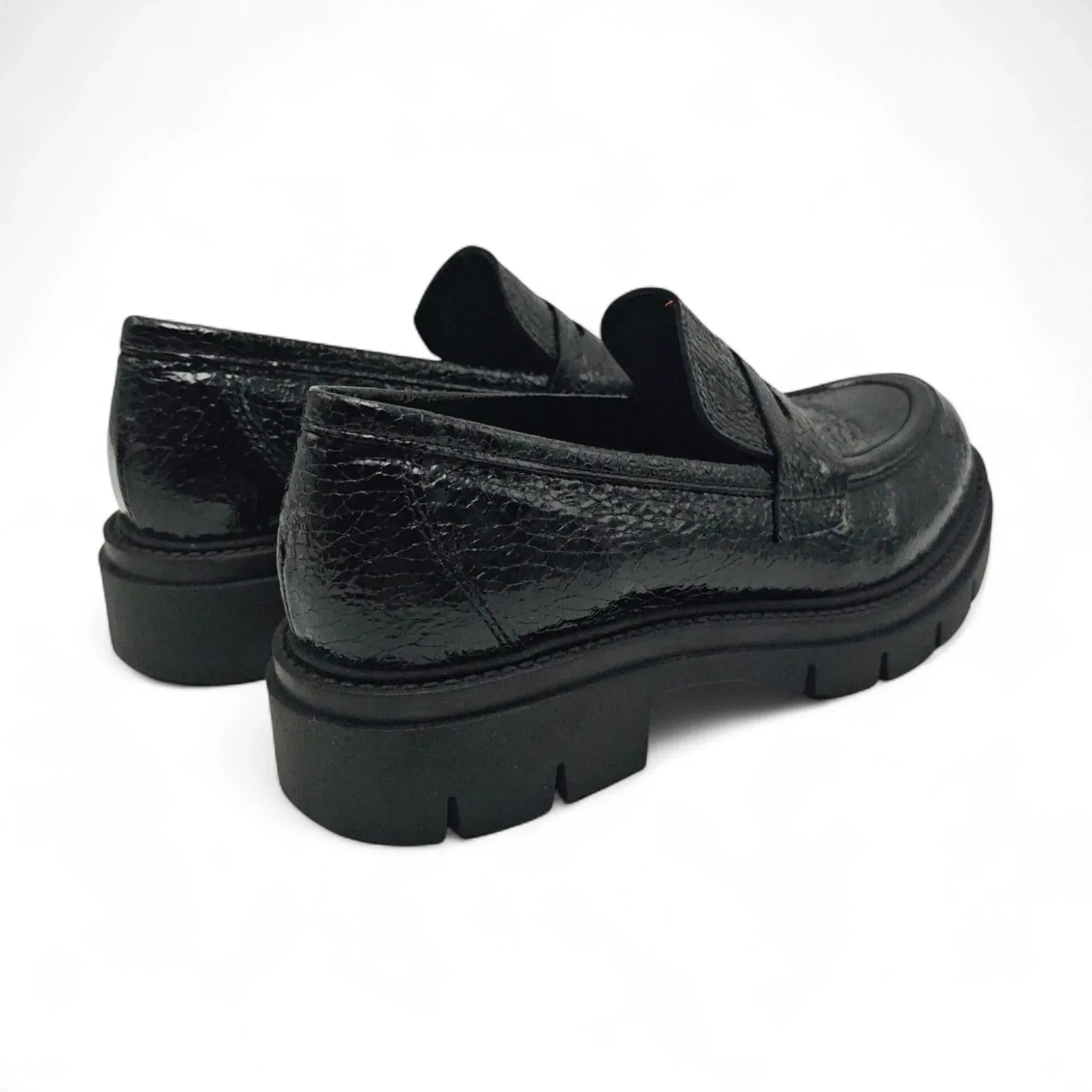 Moda Pelle 2521 crna pogled straga
