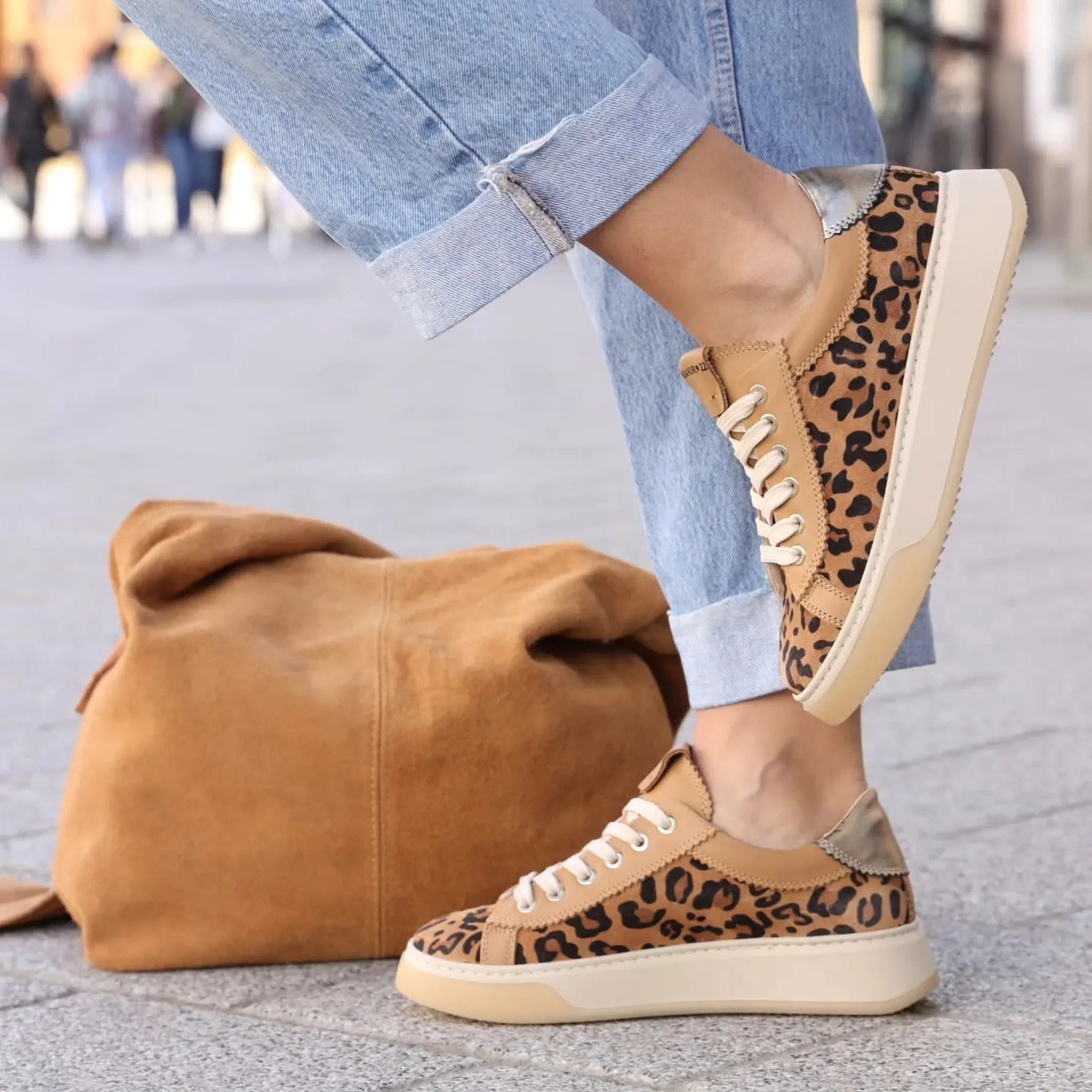 Noa Noir 0099 smeđi leopard on foot
