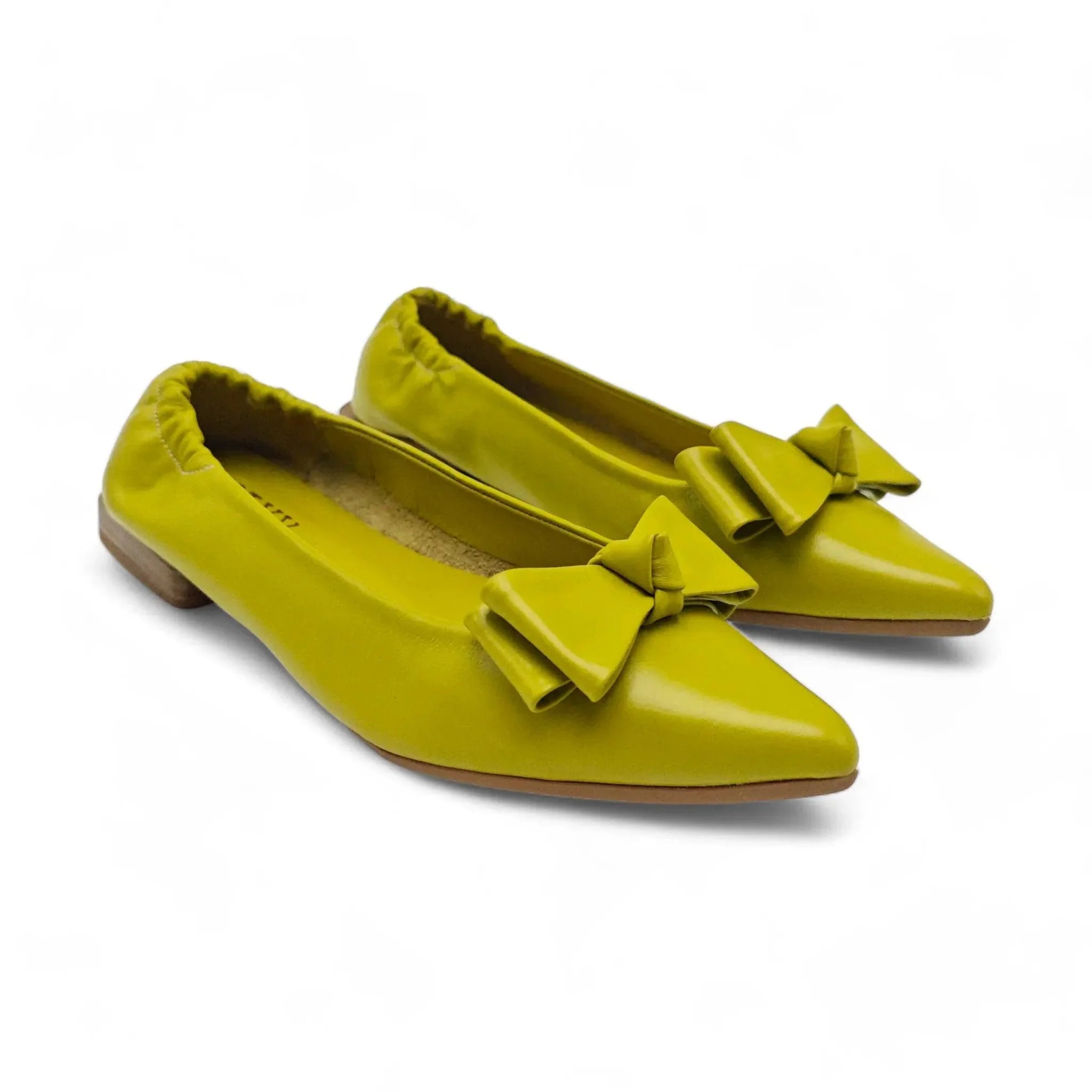 Pixy 4247 mustard zelena pogled spreda