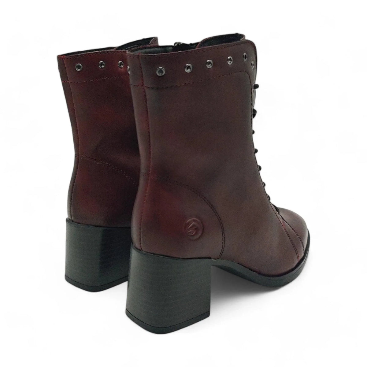 Remonte 7835 bordo pogled straga