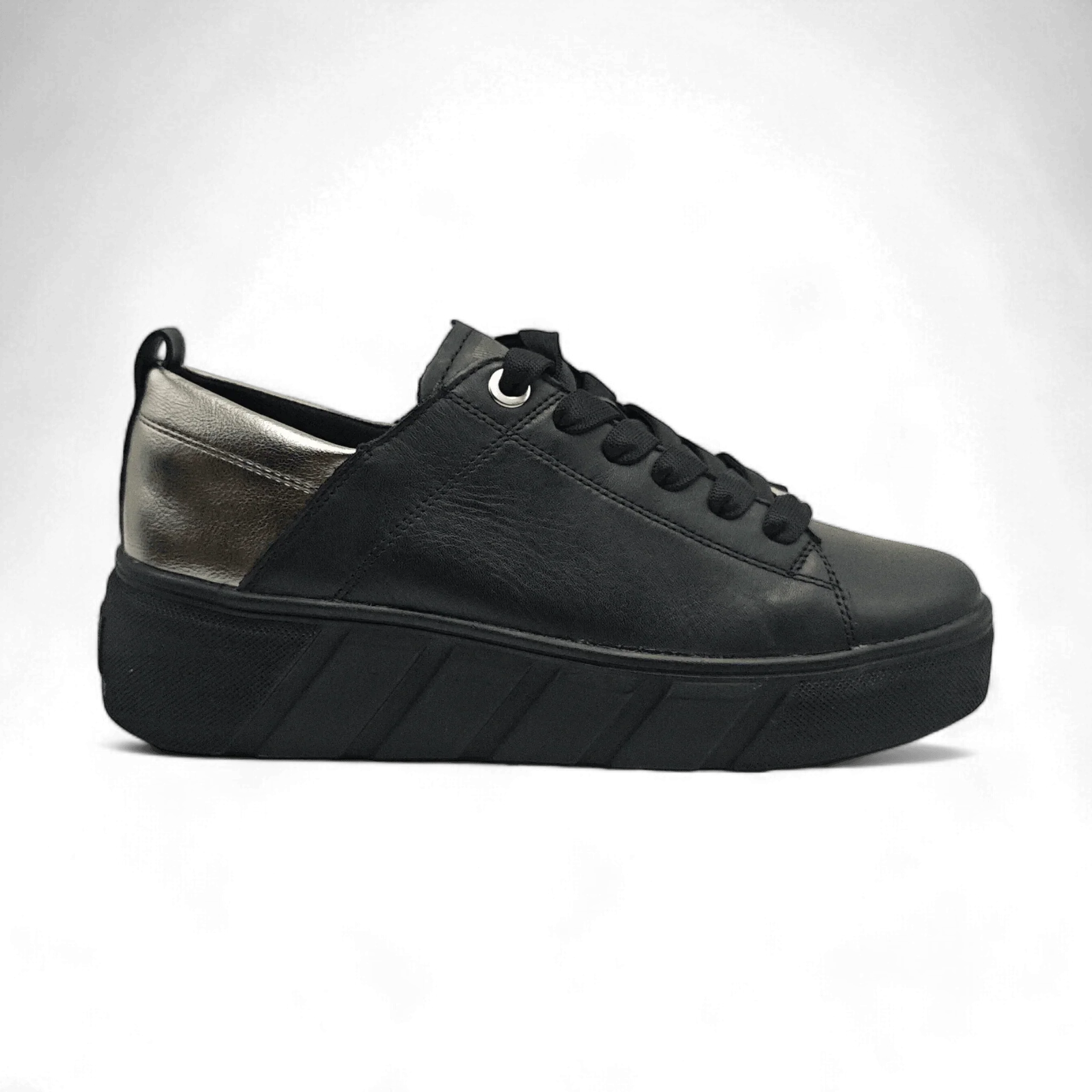 Rieker 502 crna pogled desno