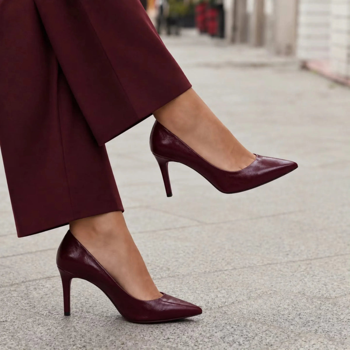 Tamaris 22480 bordo on foot