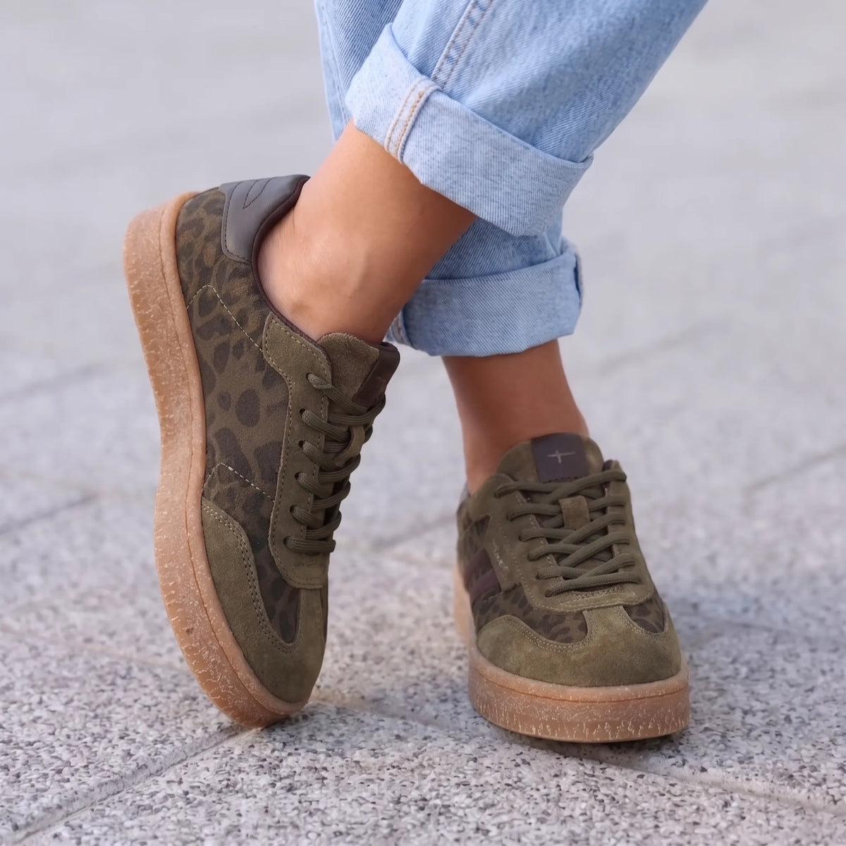Tamaris 2372307 maslinasta on foot 01 #Boja_maslinasta