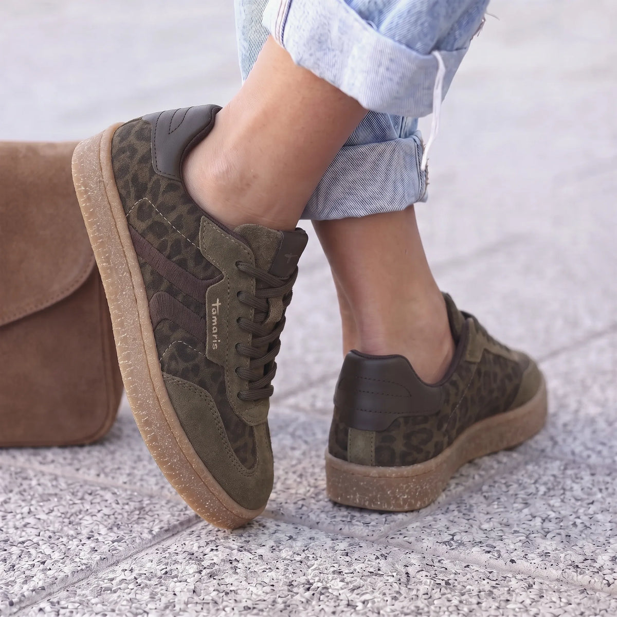 Tamaris 2372307 maslinasta on foot 02 #Boja_maslinasta