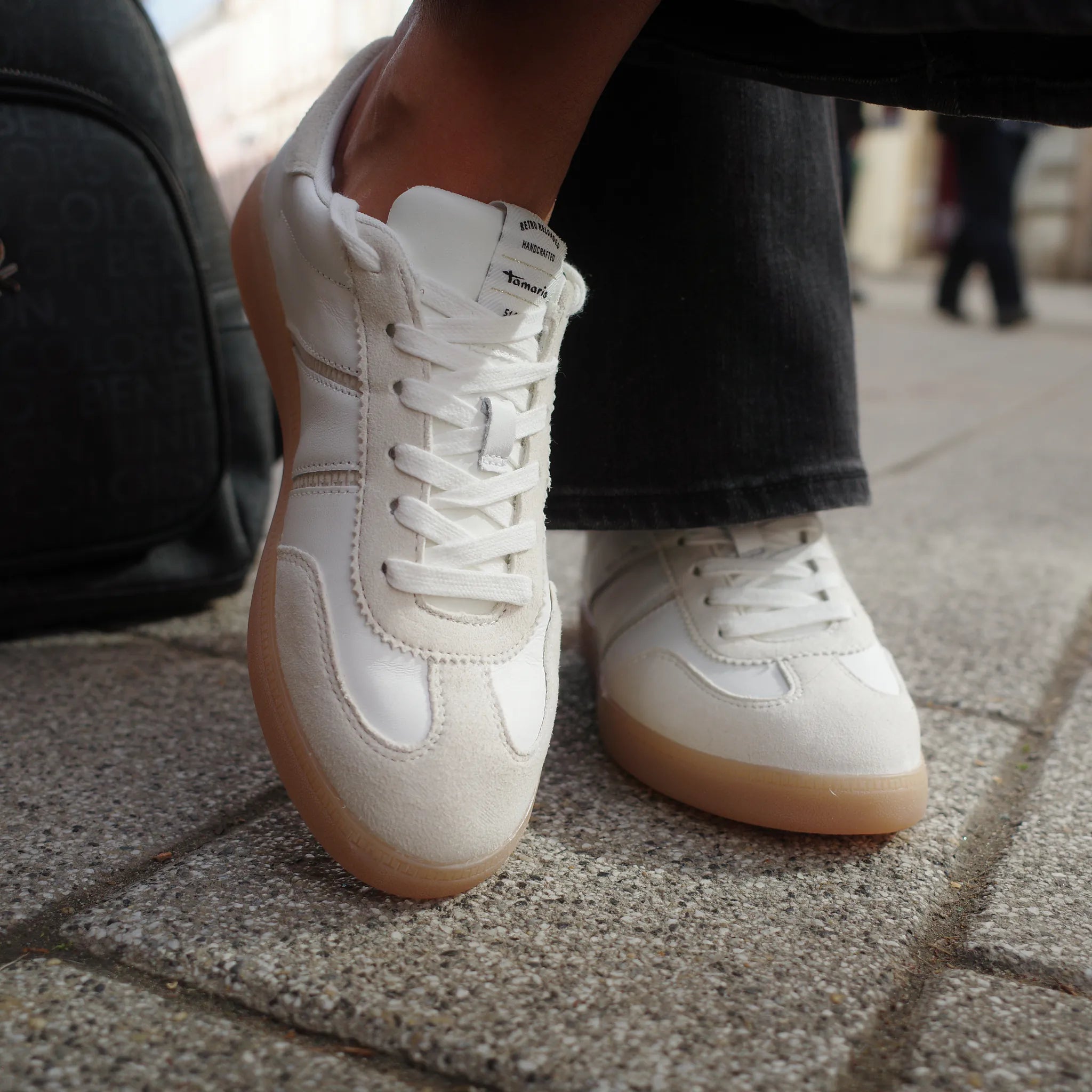 Tamaris plitke ravne modne patike na šnjiranje 23624