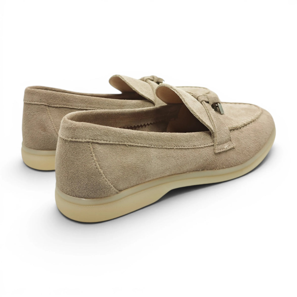 Una 9010 taupe pogled straga