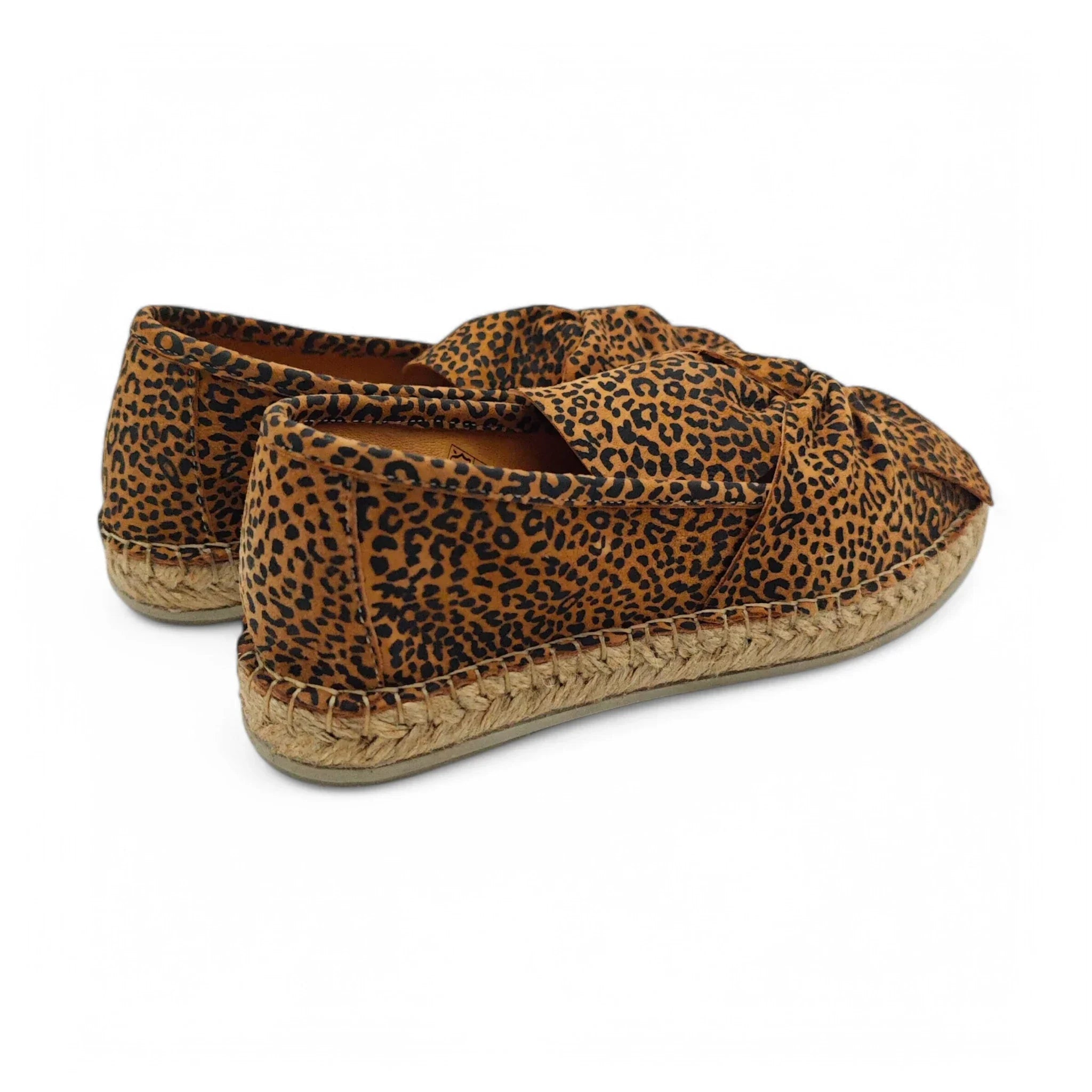 Bueno 5200 smeđi leopard pogled straga