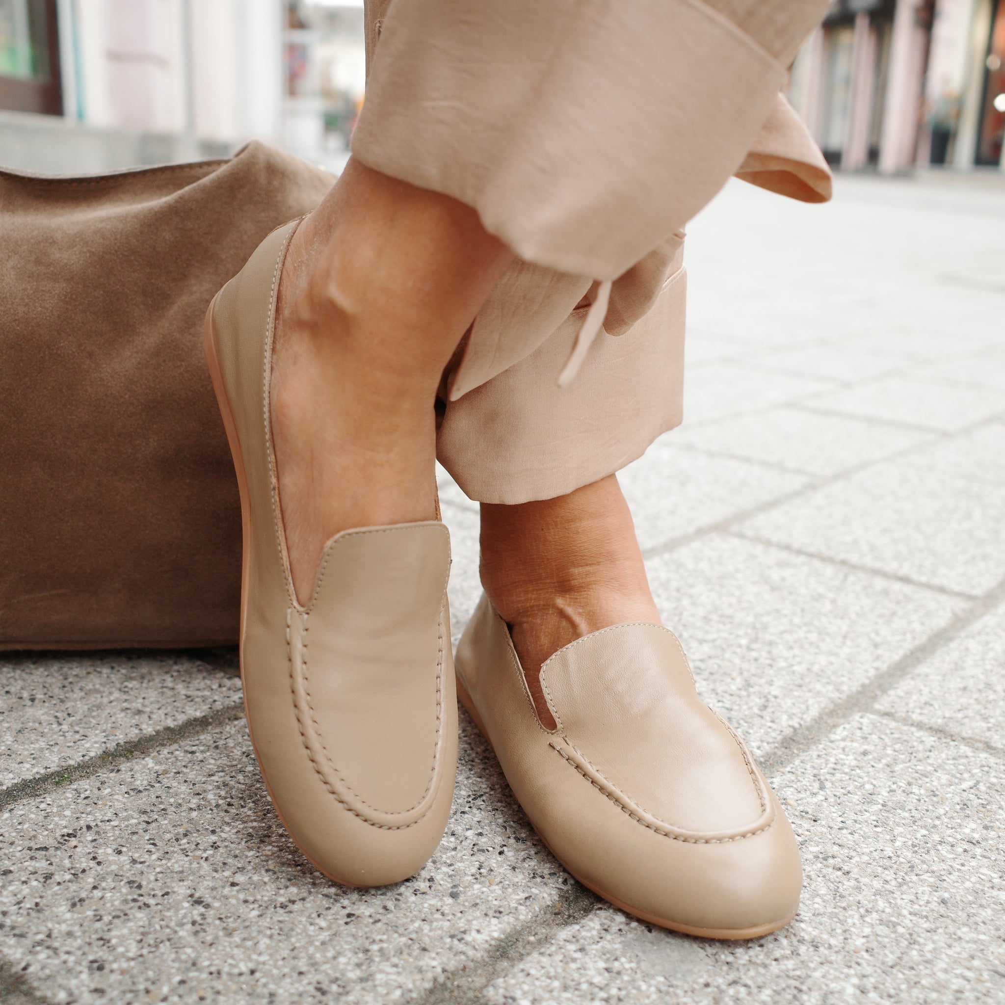 Bueno 1200 maglovito taupe instagram