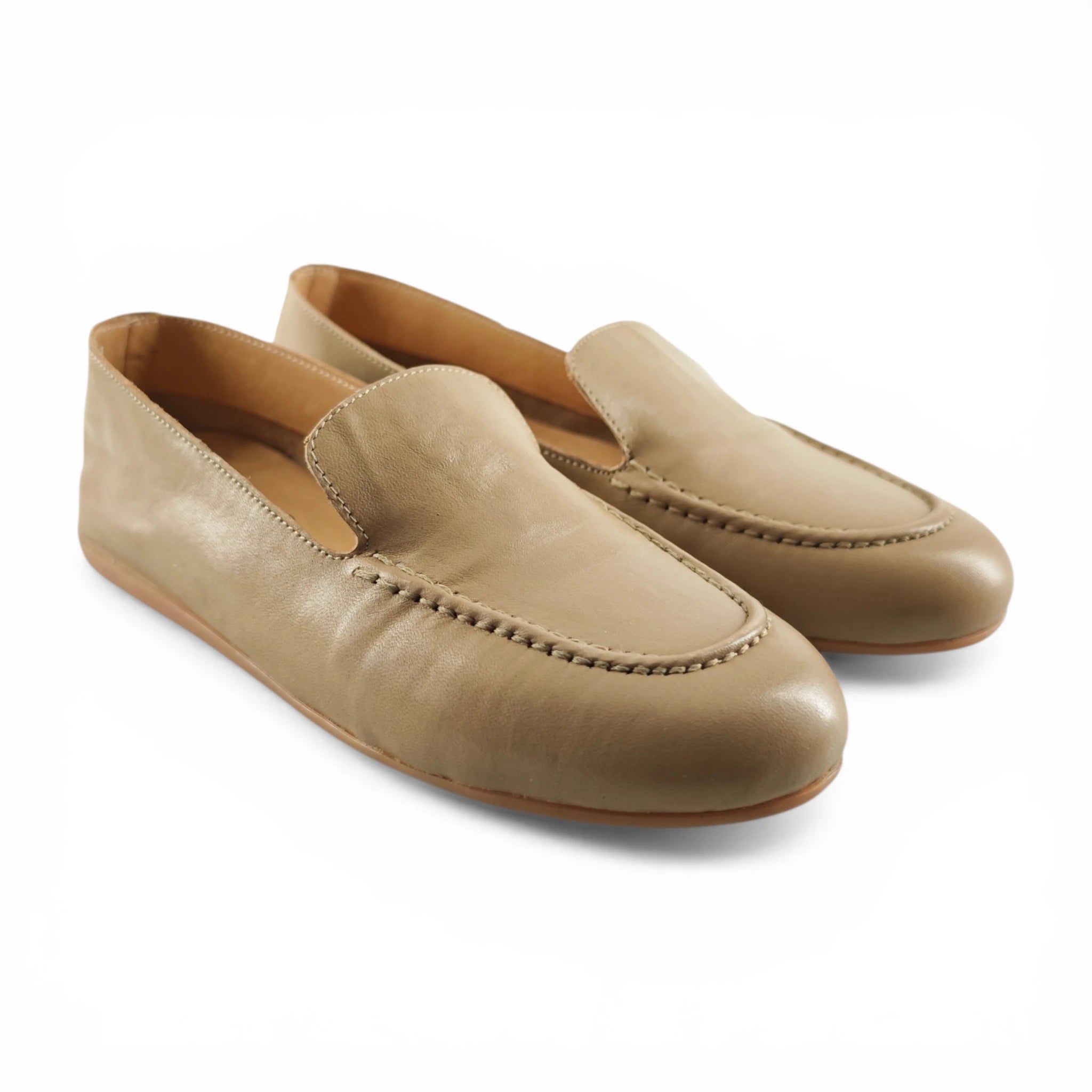 Bueno 1200 maglovito taupe pogled spreda