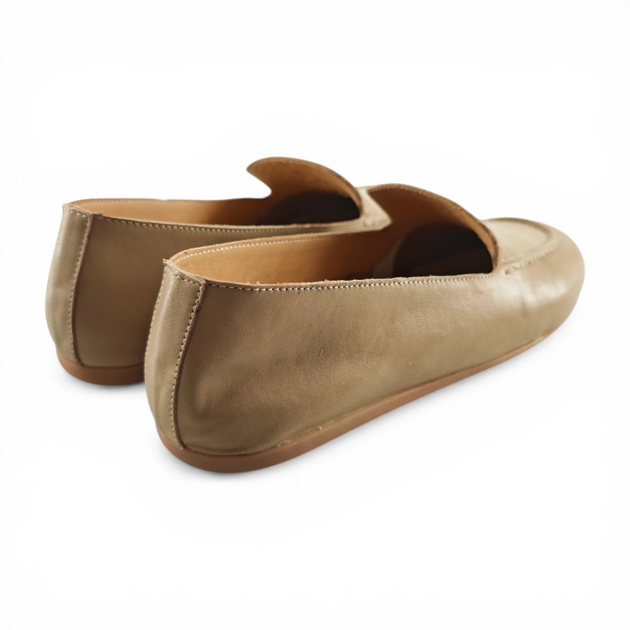 Bueno 1200 maglovito taupe pogled straga