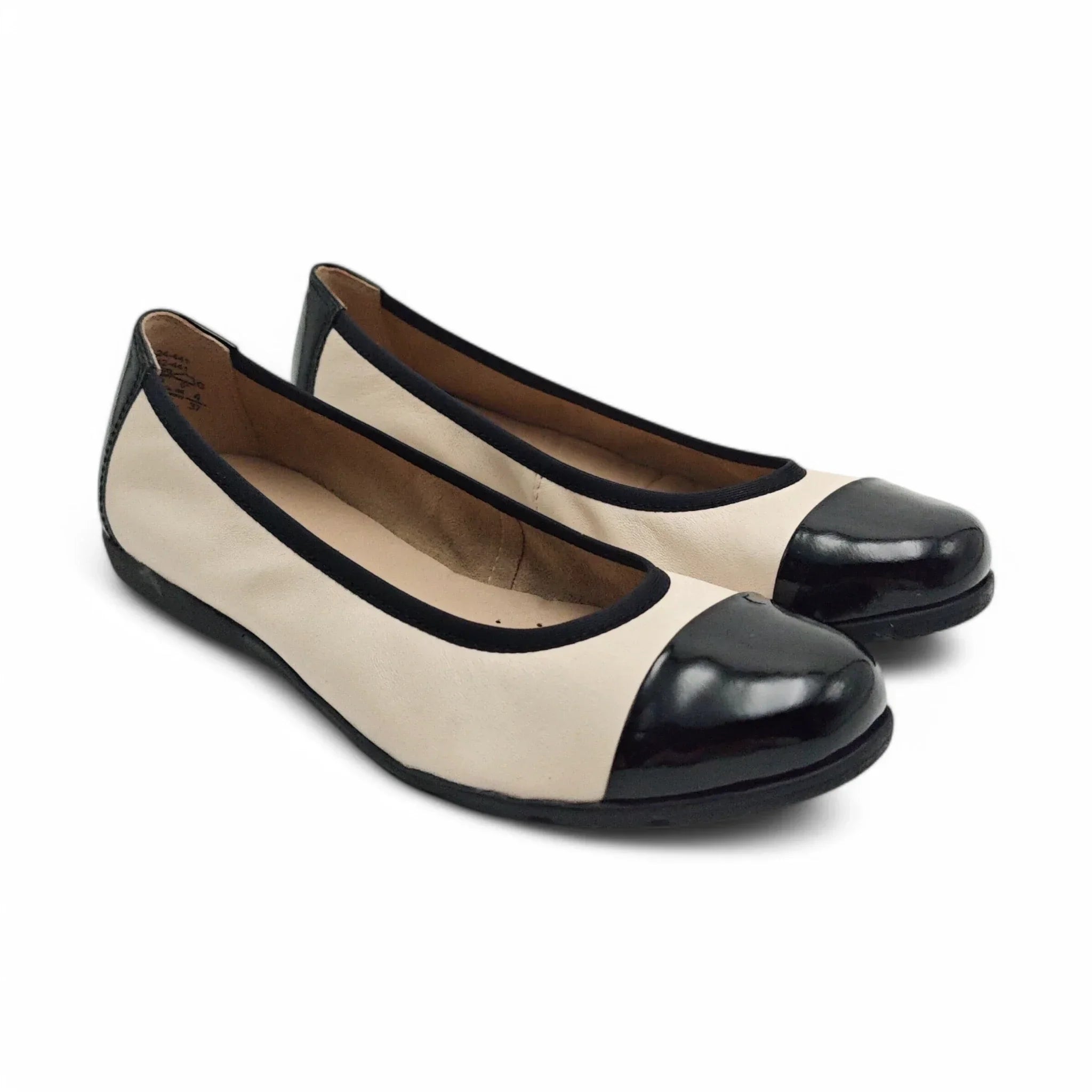 Caprice 22152 alabaster pogled spreda