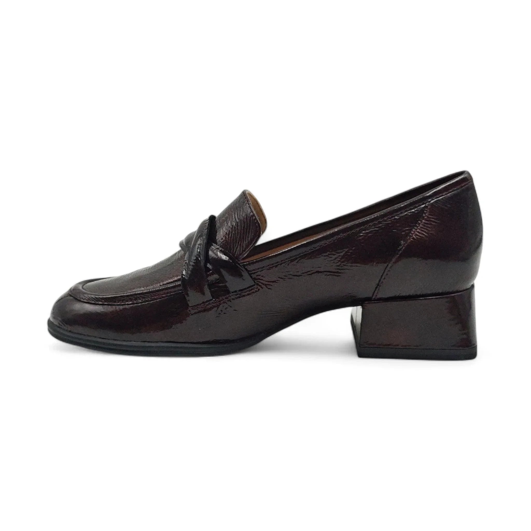 Caprice 24302 bordo pogled levo