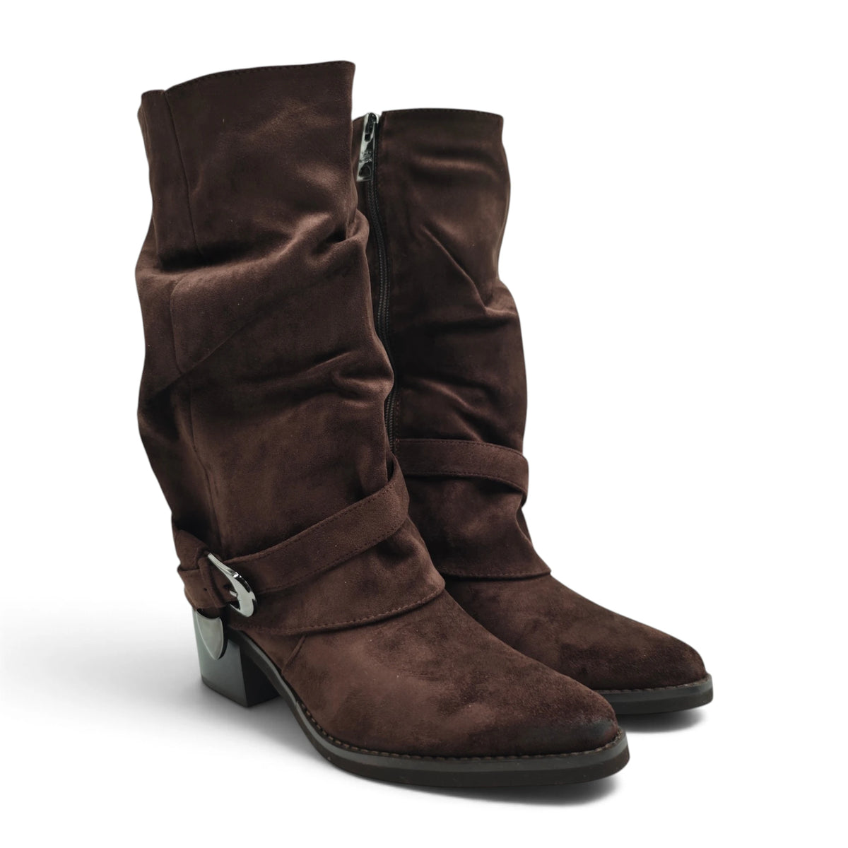 Emelie Strandberg 1777 braon pogled spreda #Boja_braon