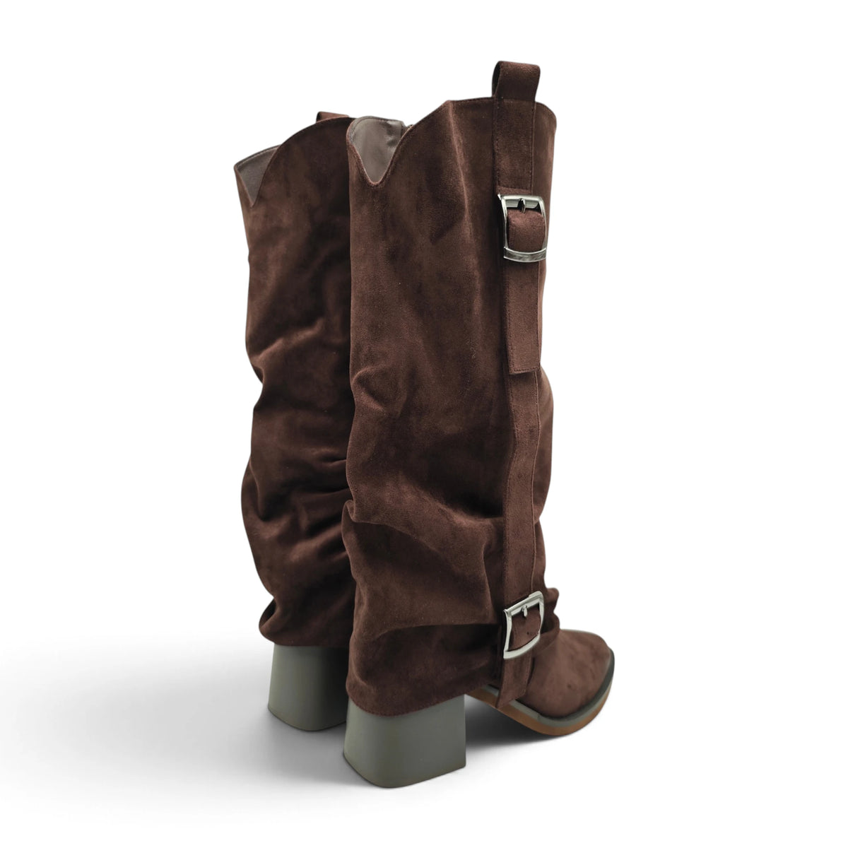 Emelie Strandberg 1888 braon pogled straga #Boja_braon