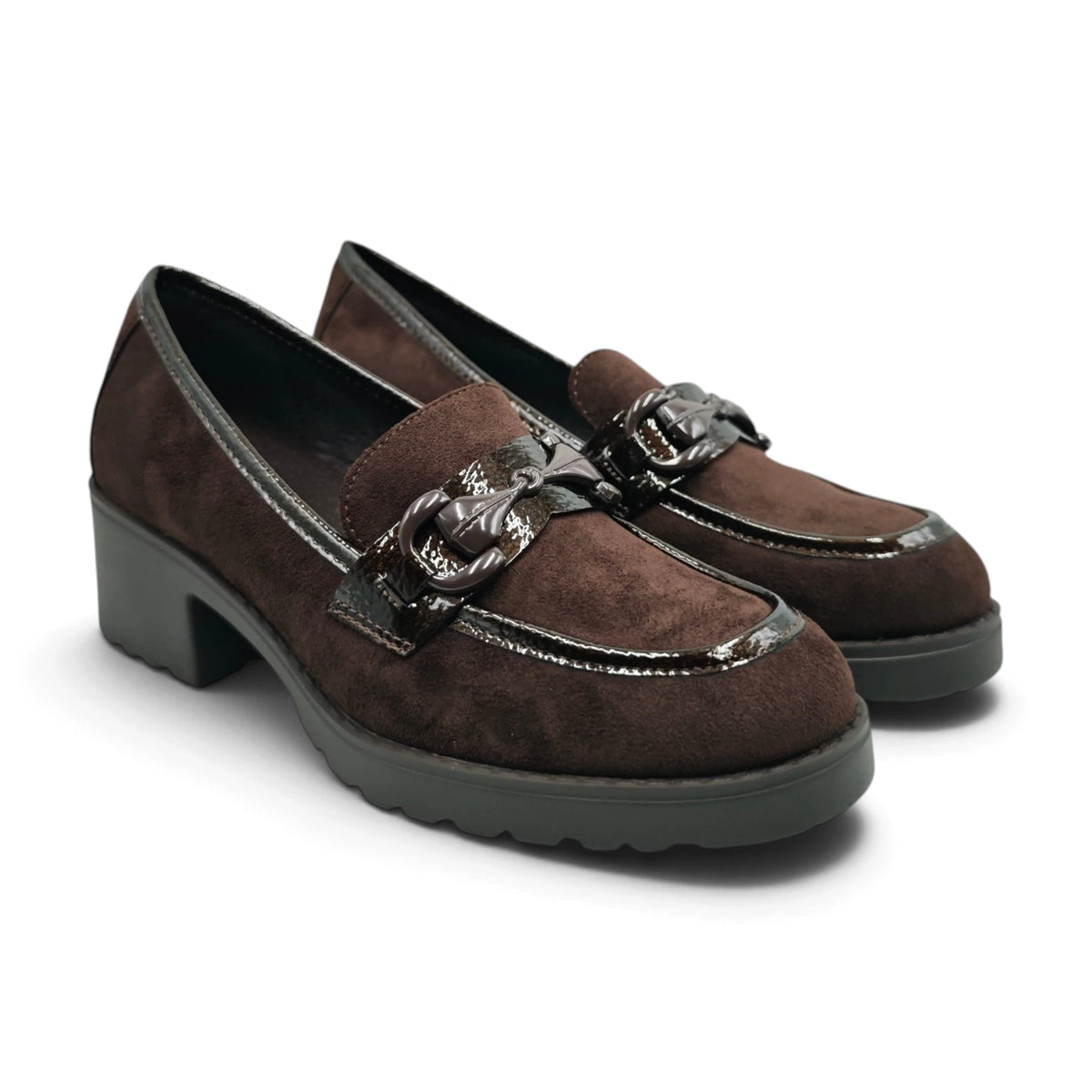 Emelie Strandberg 2602 braon pogled spreda
