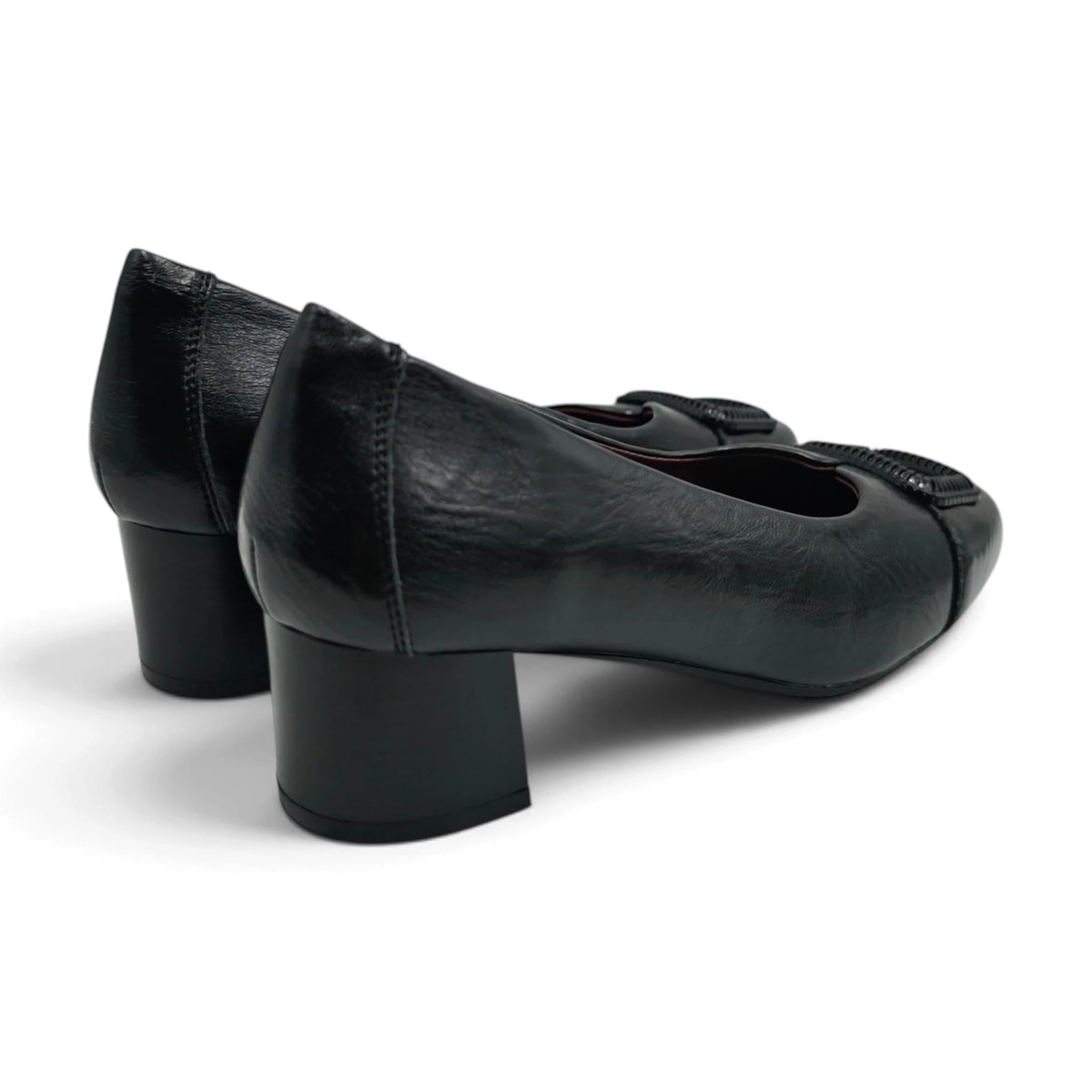 Emelie Strandberg 2606 crna pogled straga