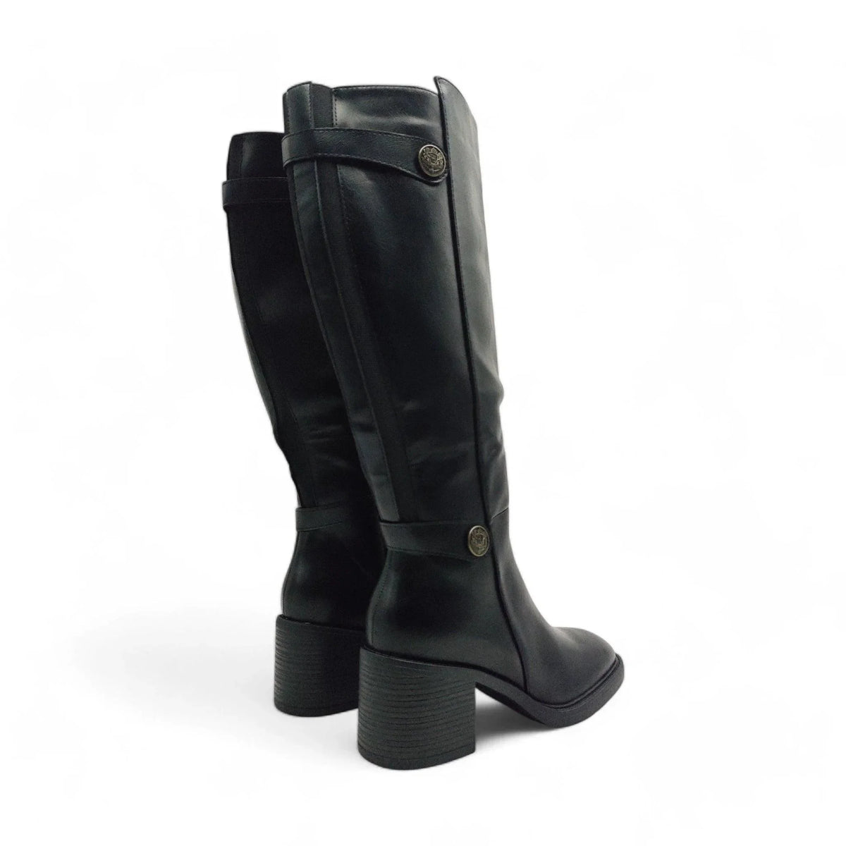 Emelie Strandberg 3690 crna pogled straga #Boja_crna