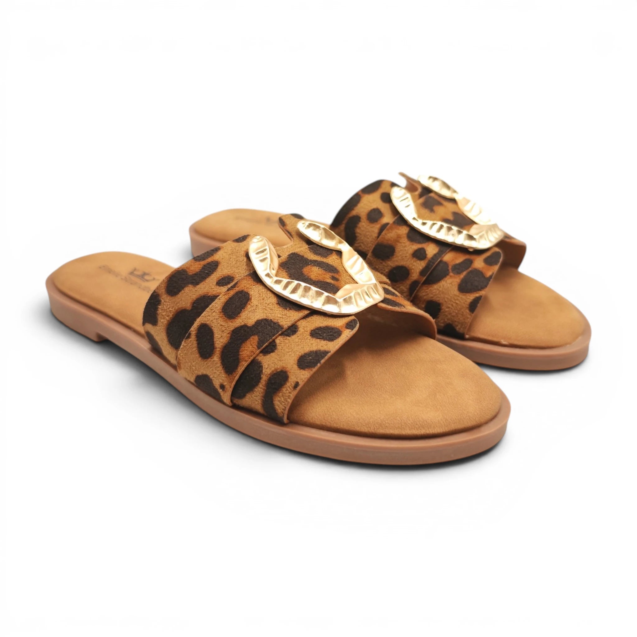 Emelie Strandberg 56 smeđi leopard pogled spreda