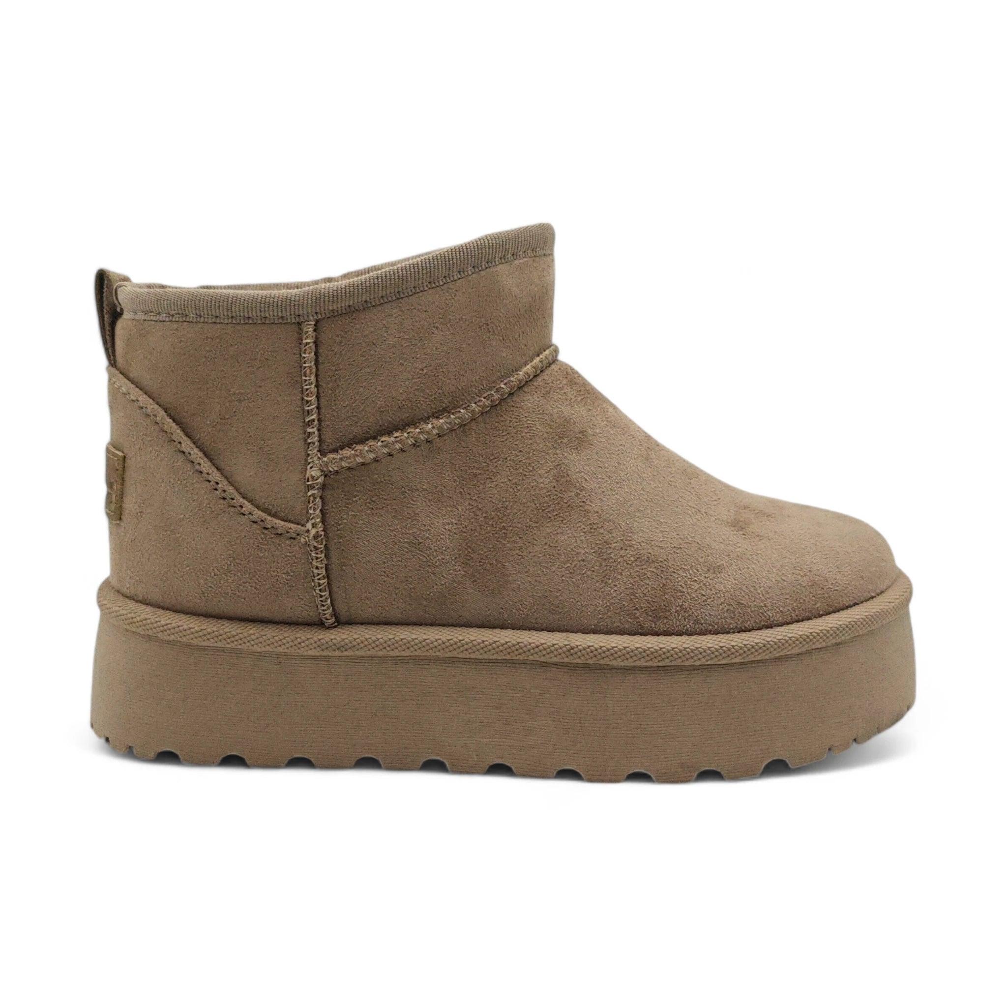 Emelie Strandberg UGG šunjalice ravne gležnjače na navlačenje 10 - Obuća Monah