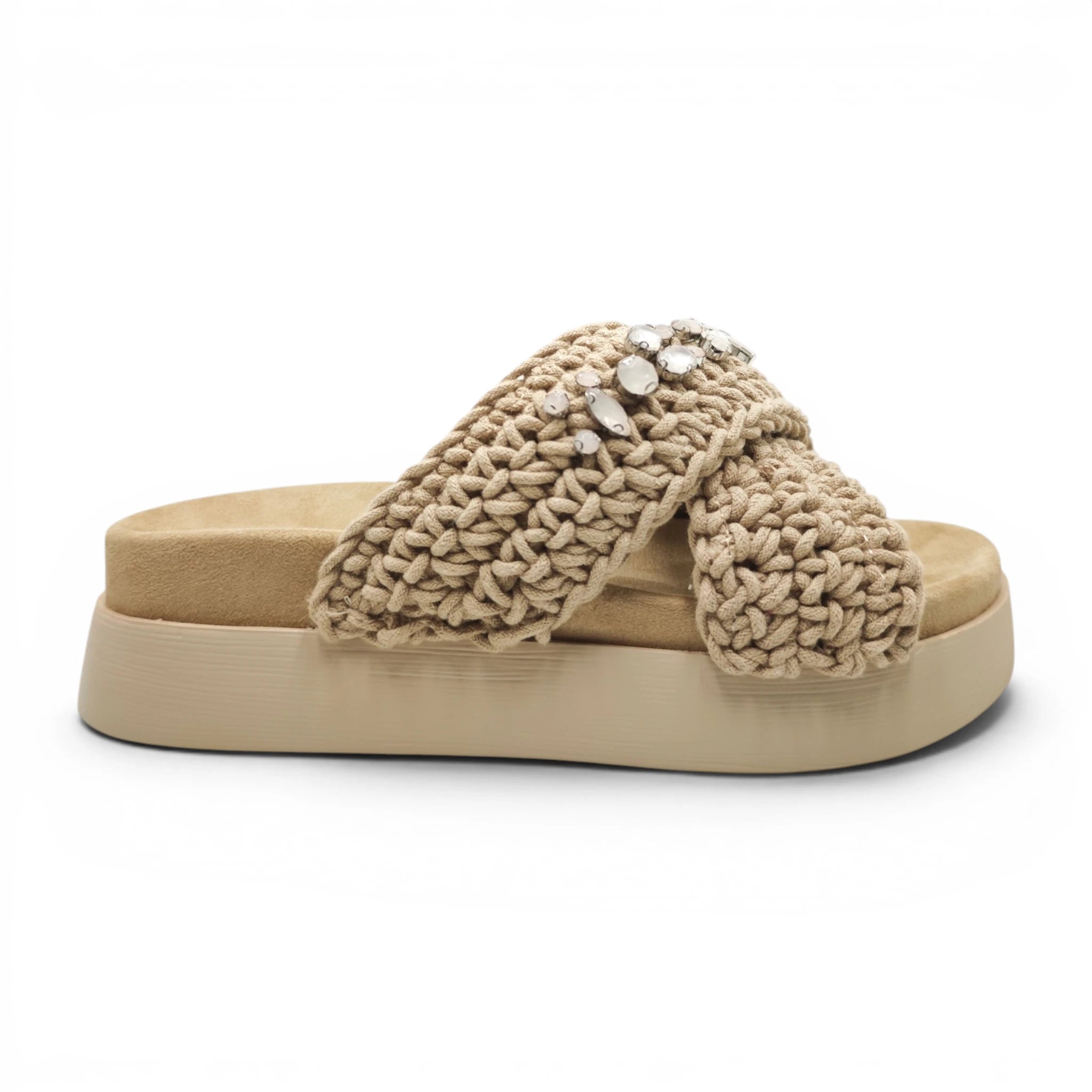 Emelie Strandberg 1268 maglovito taupe pogled desno