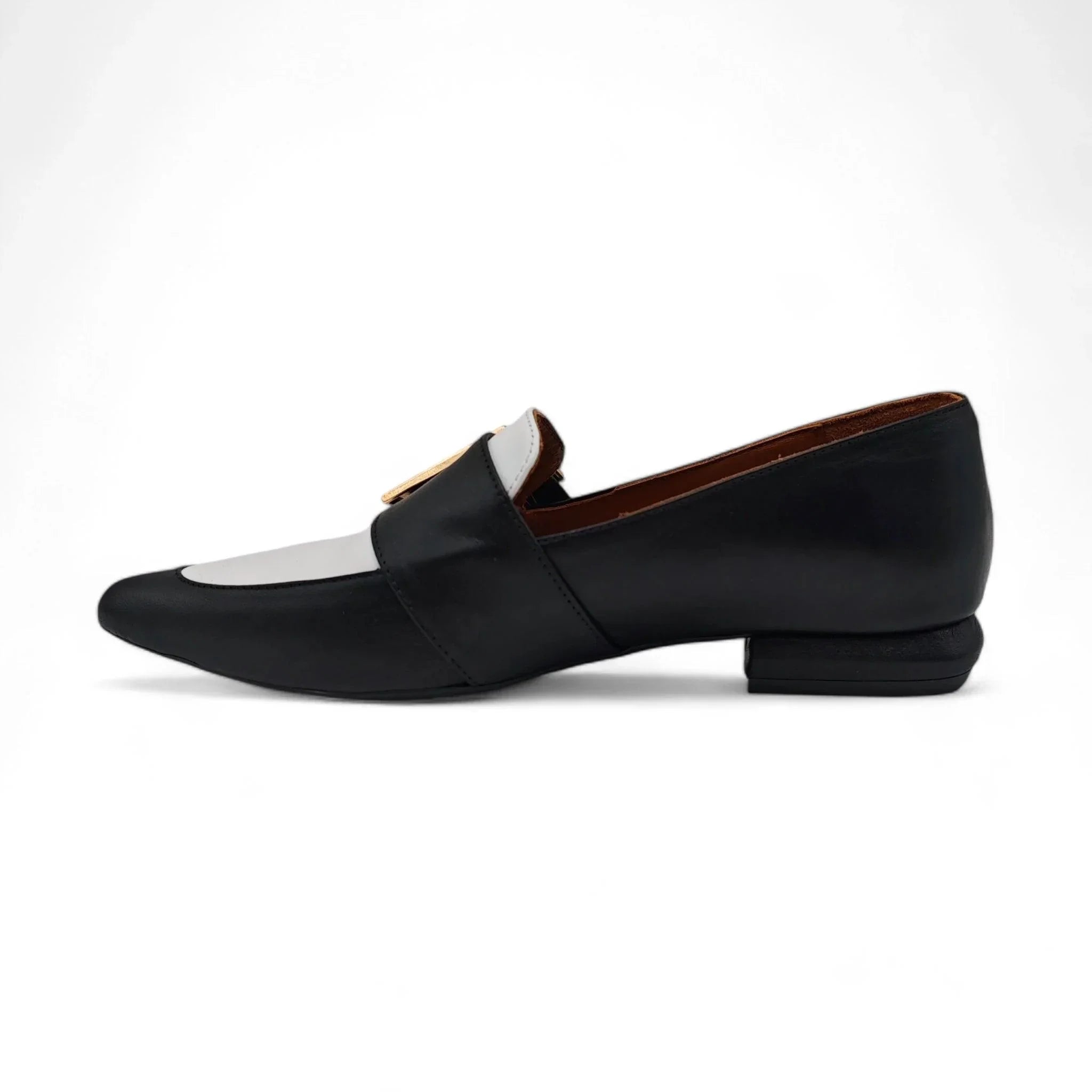 Invento 111041 crna pogled levo