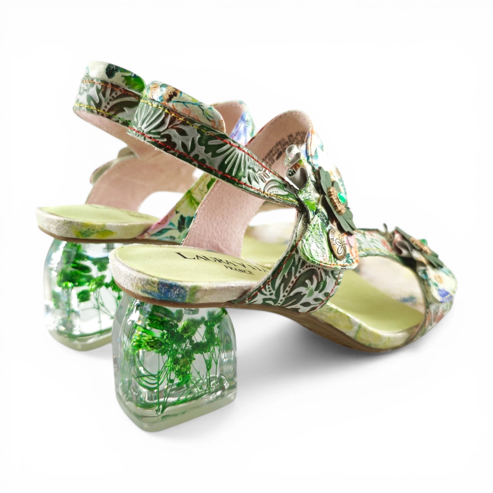 Laura Vita 7666 srebrna pogled straga