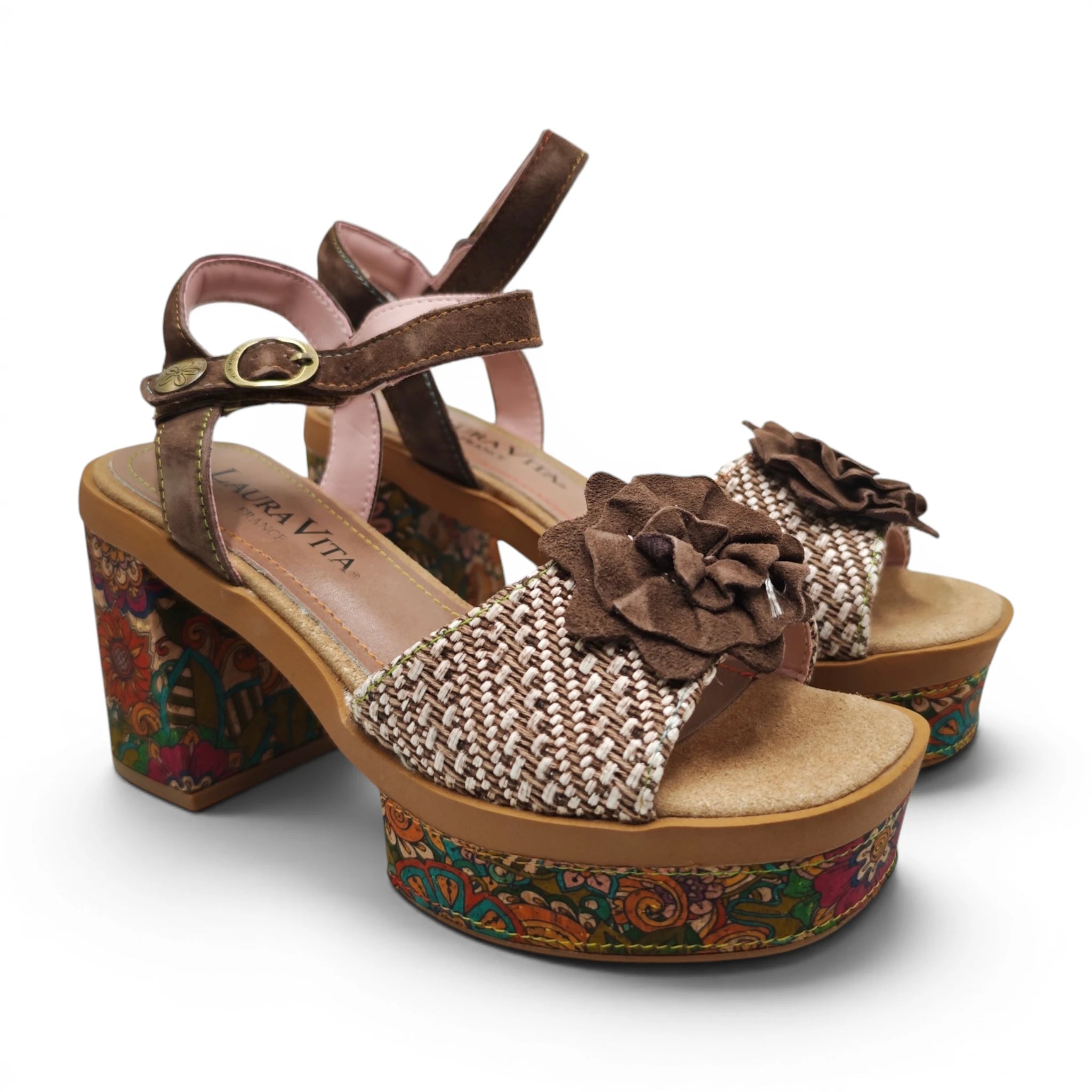 Laura Vita 7700 braon pogled spreda